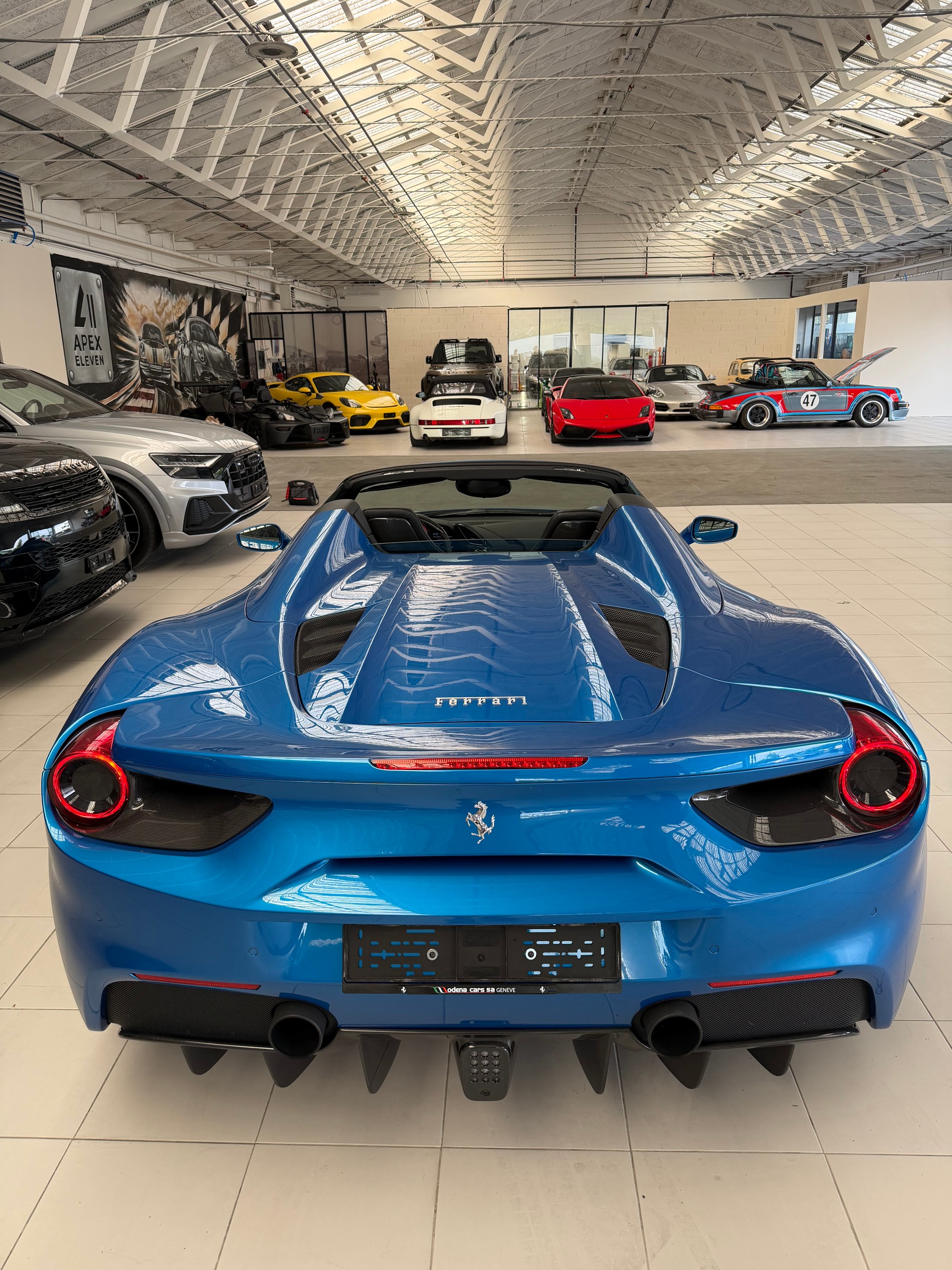 FERRARI 488 Spider 3.9 V8-image-19