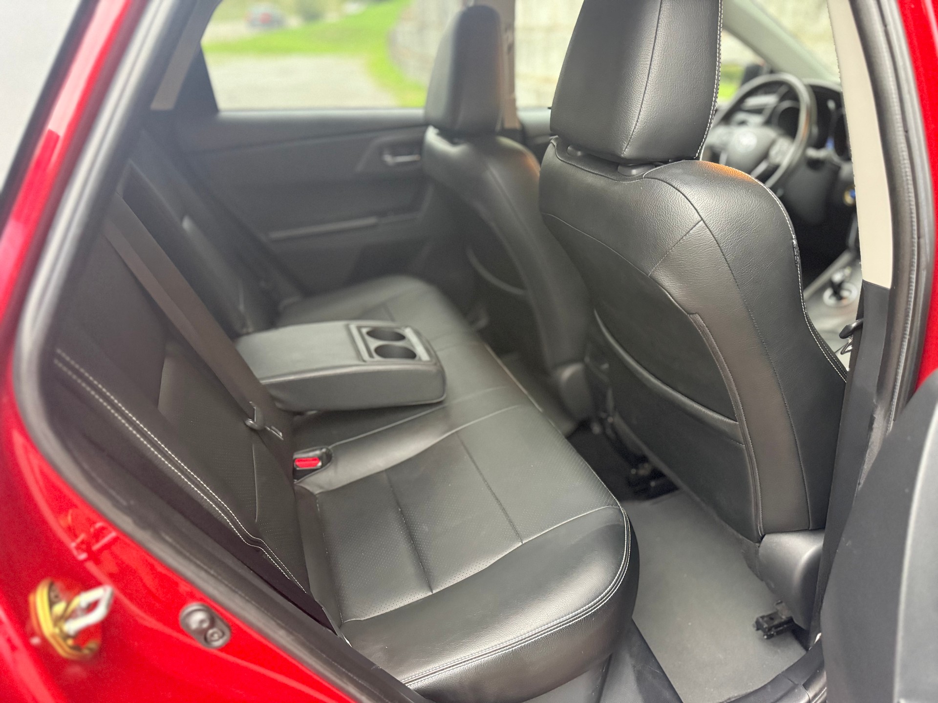 TOYOTA Auris 1.8 HSD Sol e-CVT-image-8