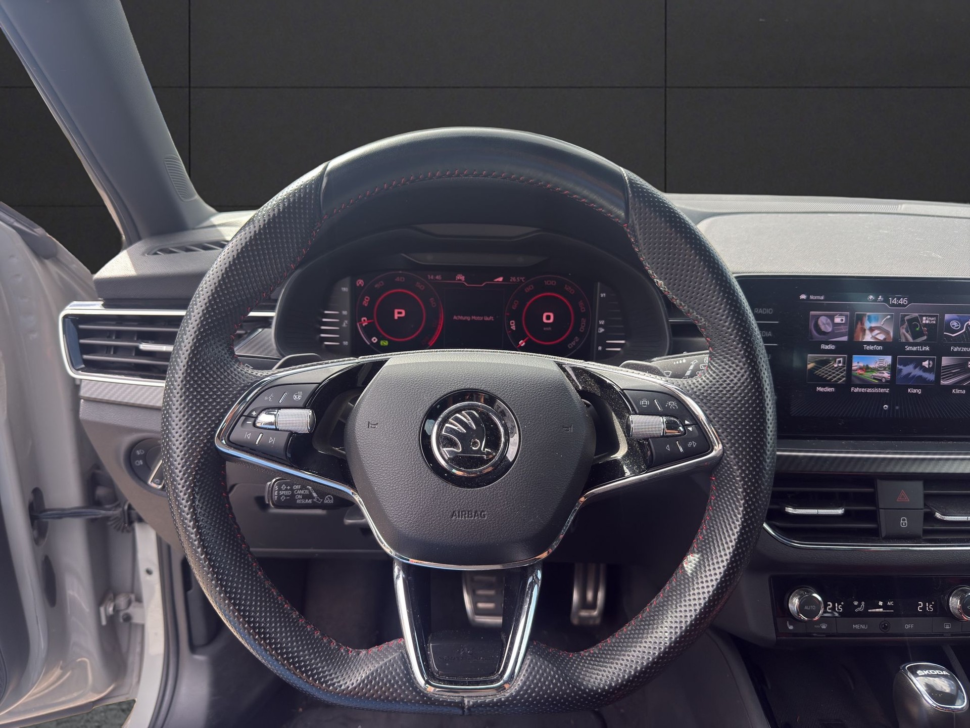 SKODA Kamiq 1.0 TSI Monte Carlo DSG-image-10