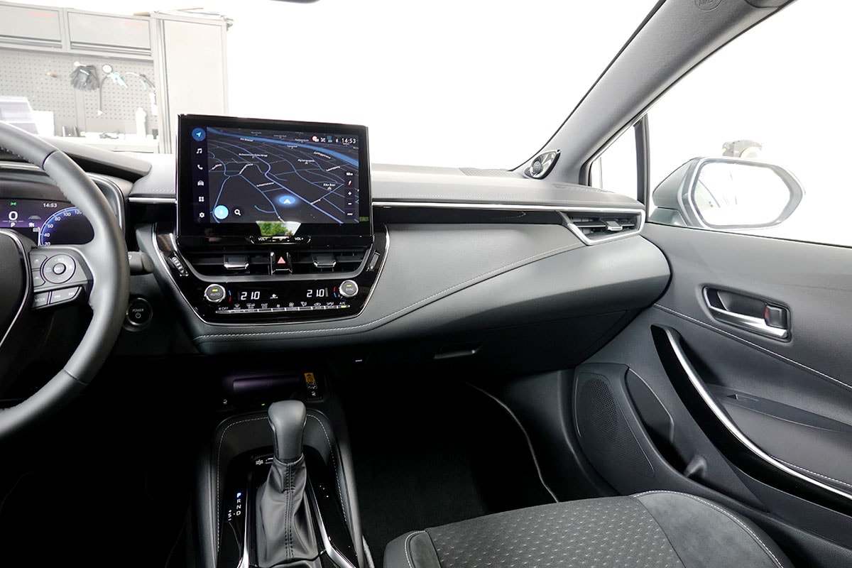 TOYOTA Corolla Touring Sports 2.0 HSD Premium e-CVT-image-9