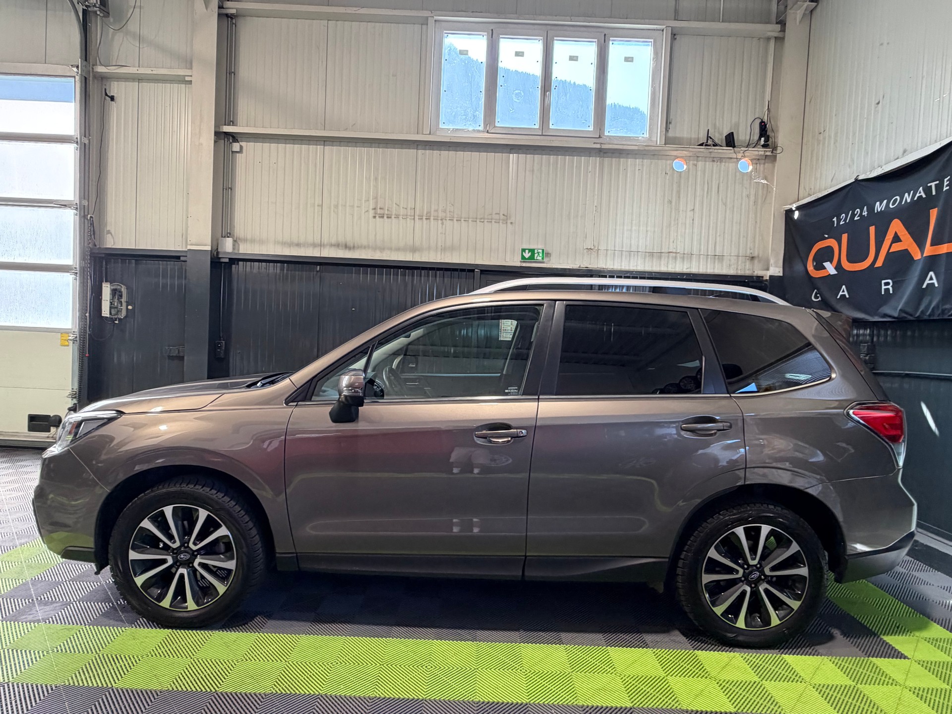 SUBARU Forester 2.0i Executive Lineartronic-image-6
