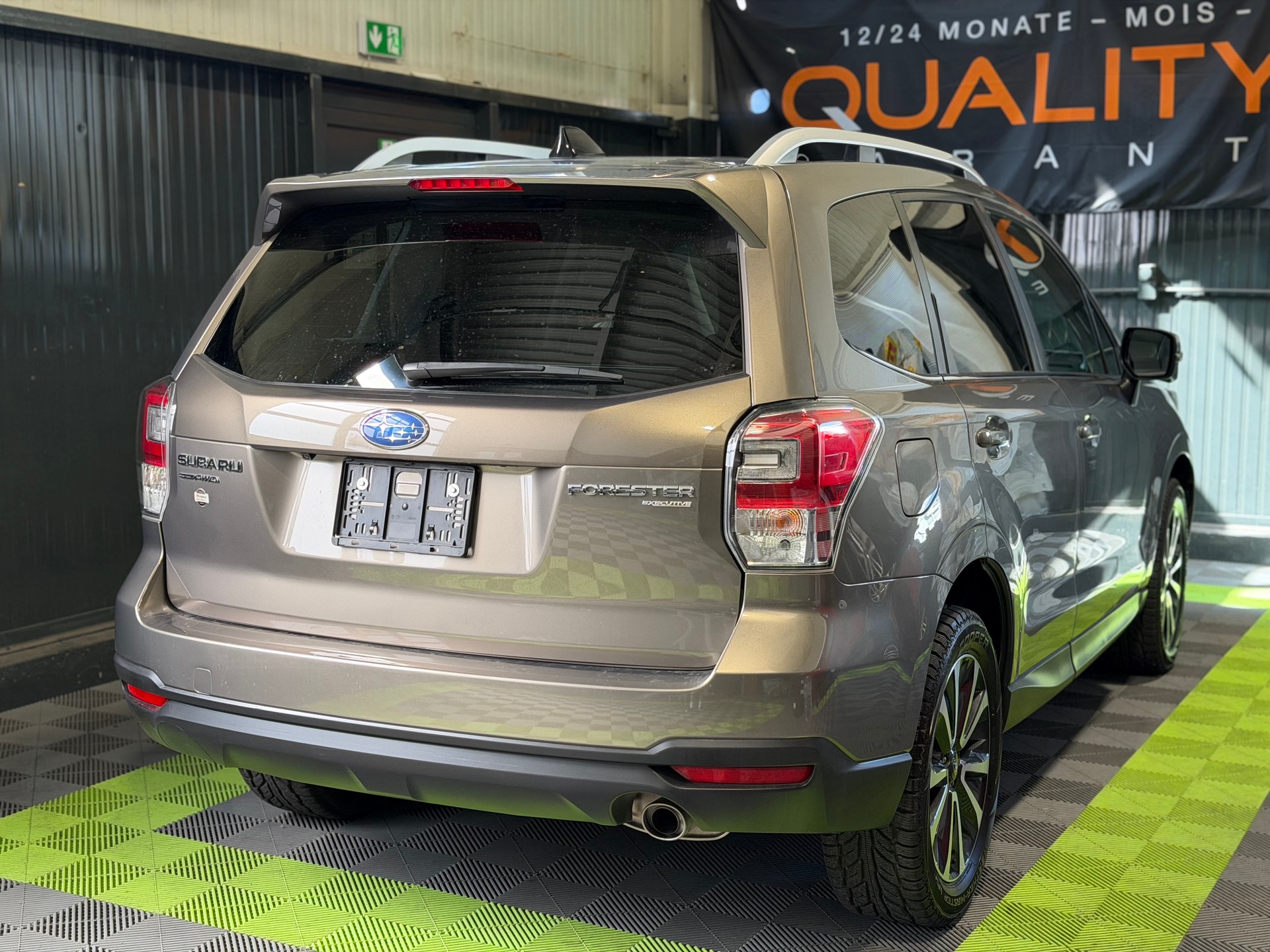 SUBARU Forester 2.0i Executive Lineartronic-image-3