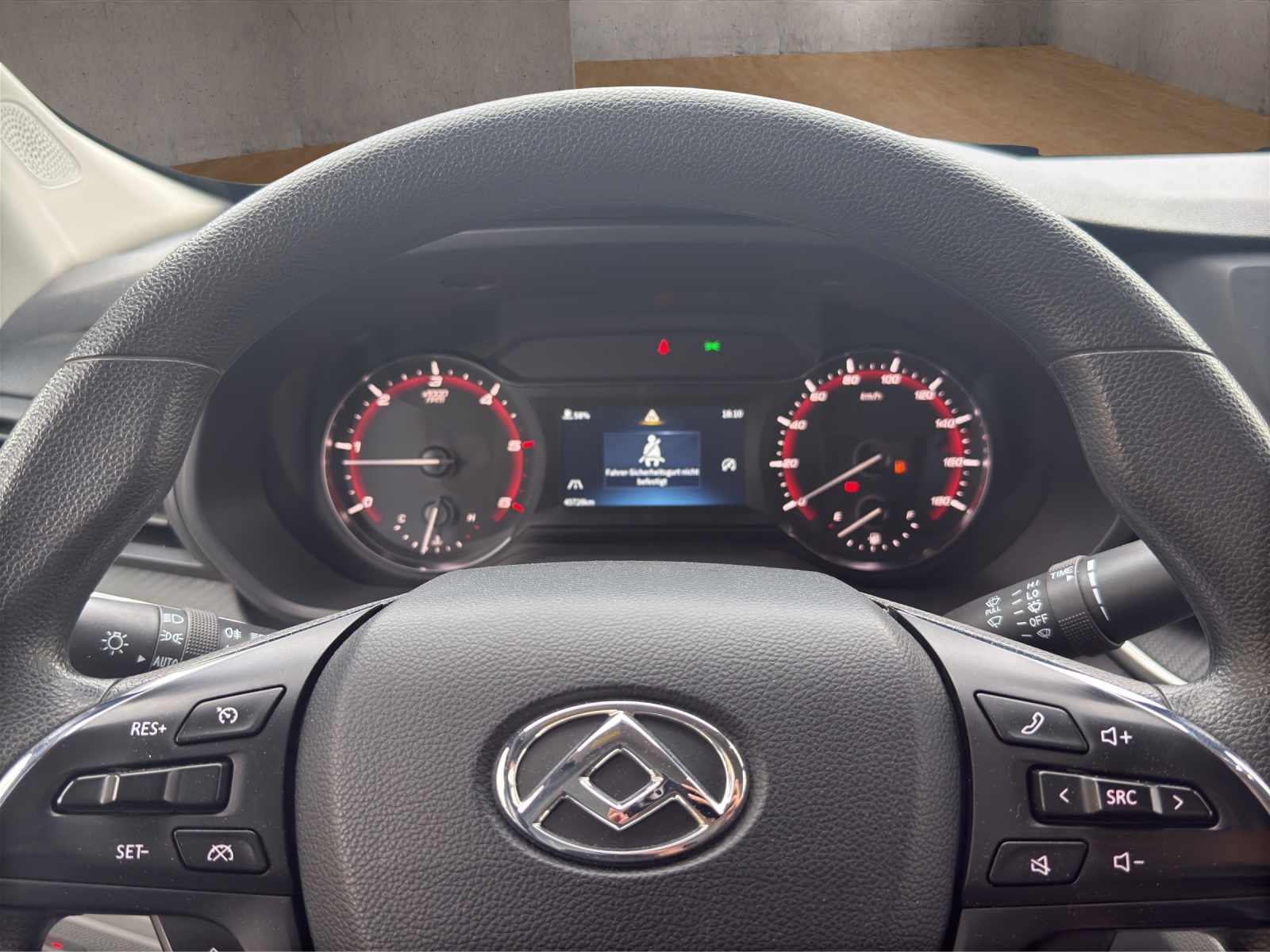 MAXUS Deliver 9 2.0D L3H2 FWD Base-image-14