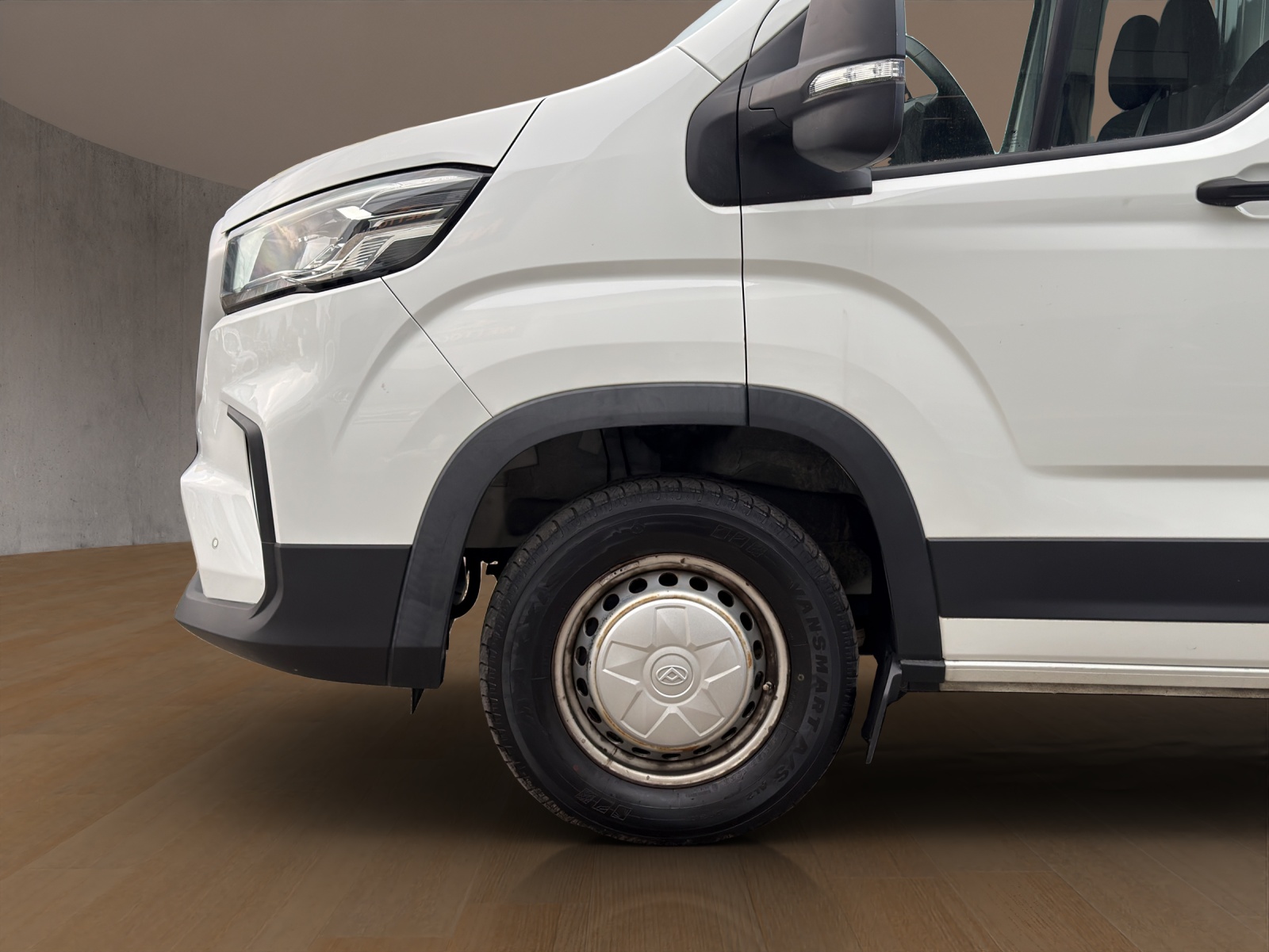 MAXUS Deliver 9 2.0D L3H2 FWD Base-image-15