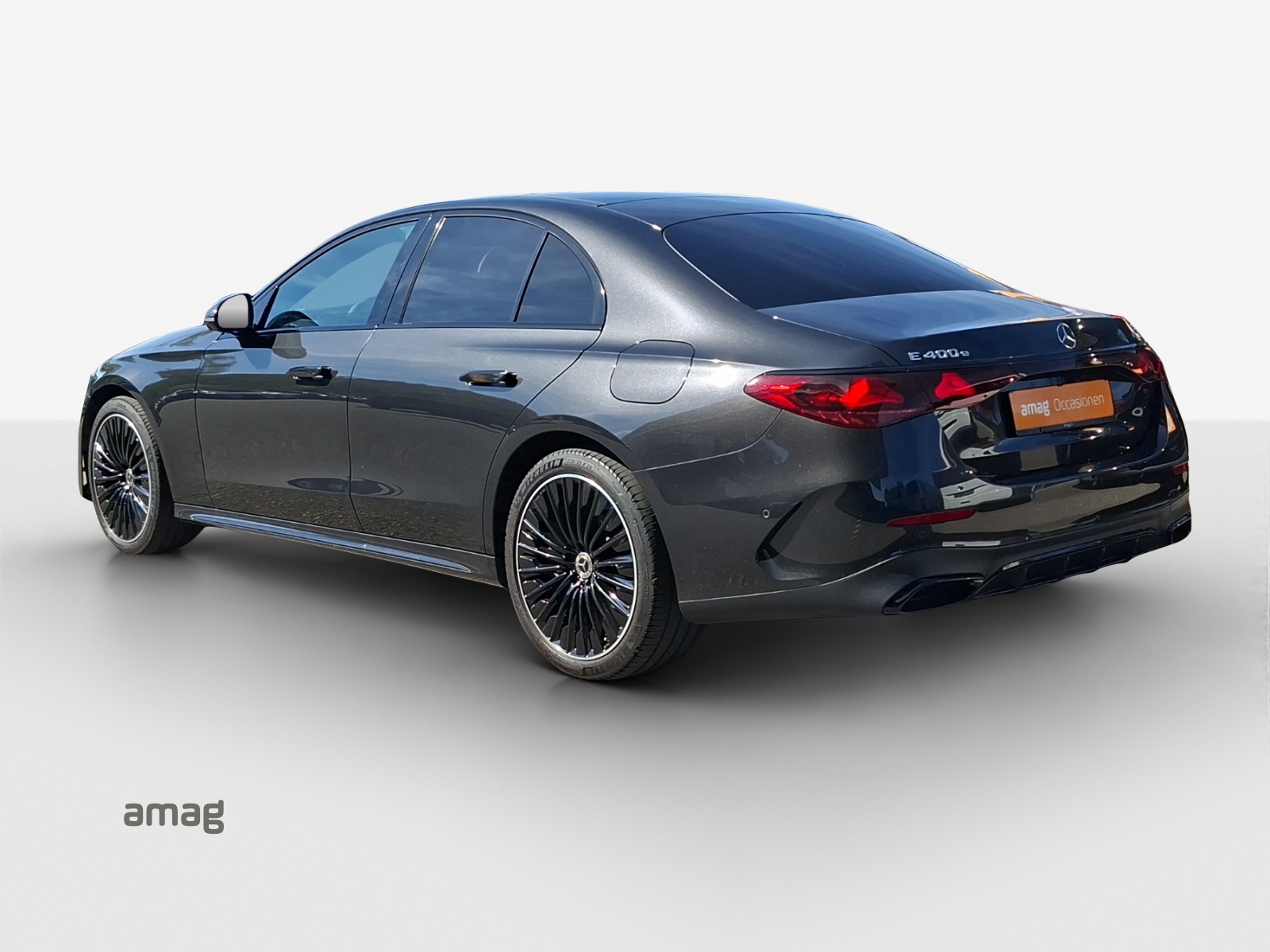 MERCEDES-BENZ E 400 e 4Matic 9G-Tronic-showroom-element-2