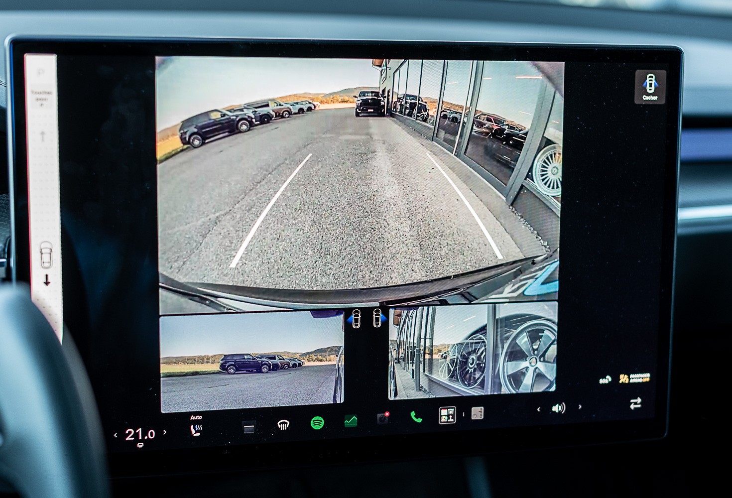 TESLA Model S 100 kWh Plaid-image-15