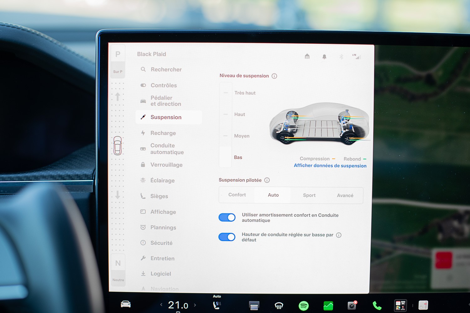 TESLA Model S 100 kWh Plaid-image-21
