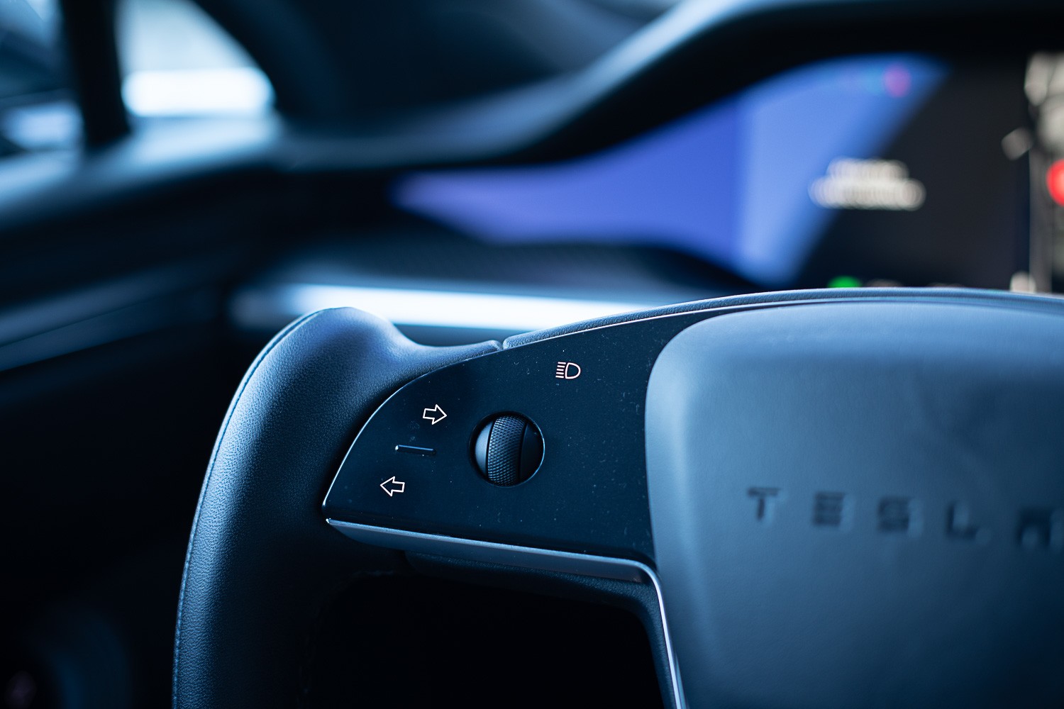 TESLA Model S 100 kWh Plaid-image-8