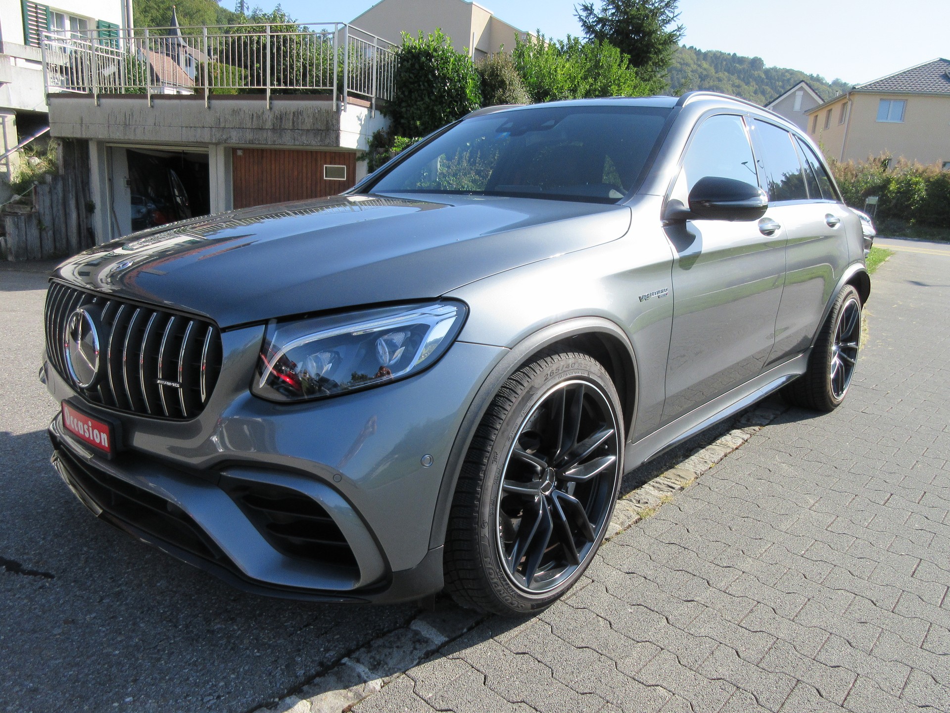 MERCEDES-BENZ GLC 63 AMG 4Matic+ 9G-Tronic-image-4