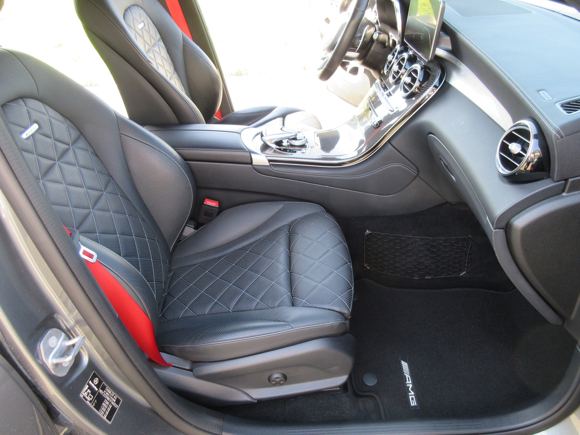 MERCEDES-BENZ GLC 63 AMG 4Matic+ 9G-Tronic-image-7
