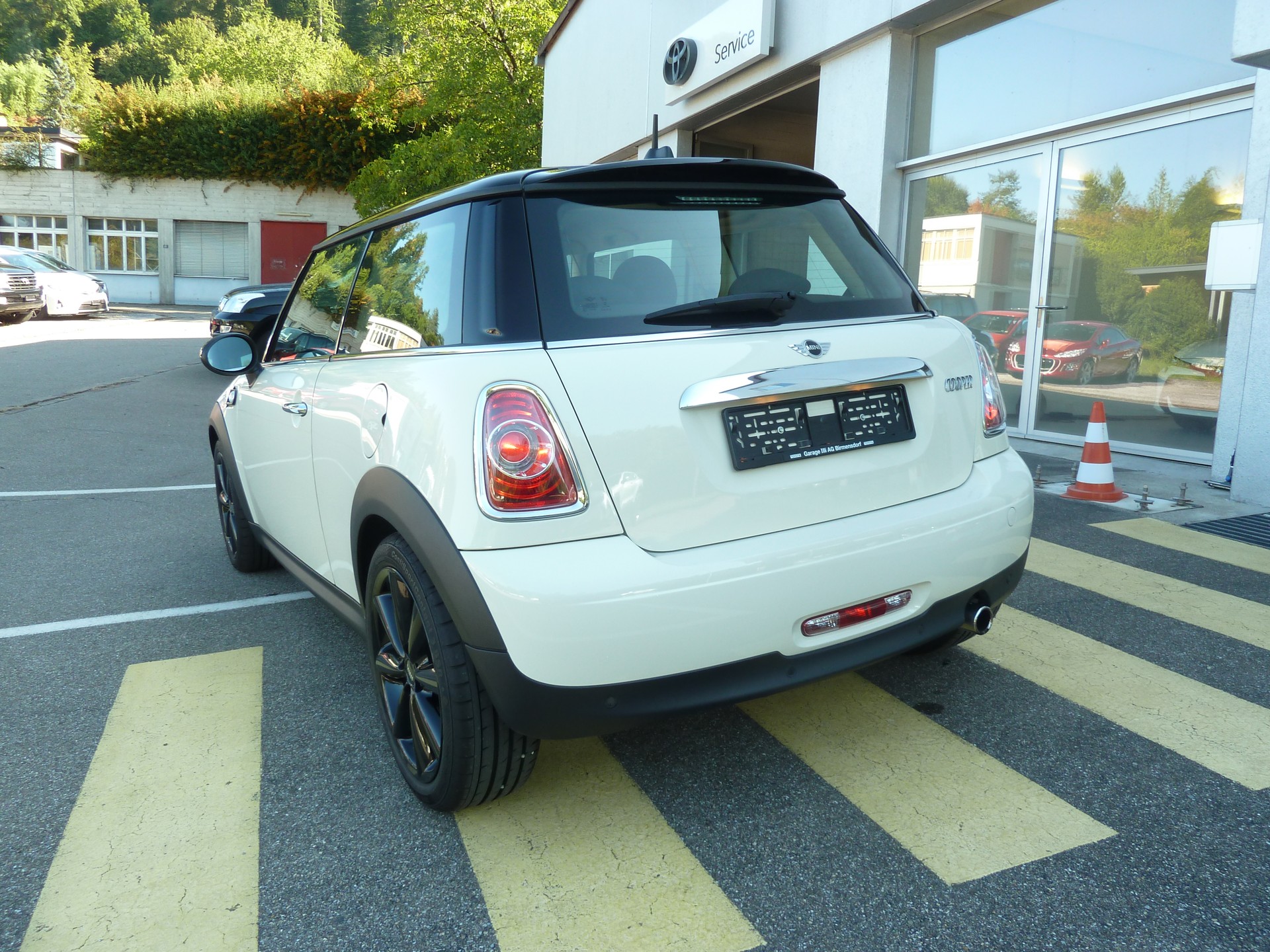 MINI Cooper-image-5