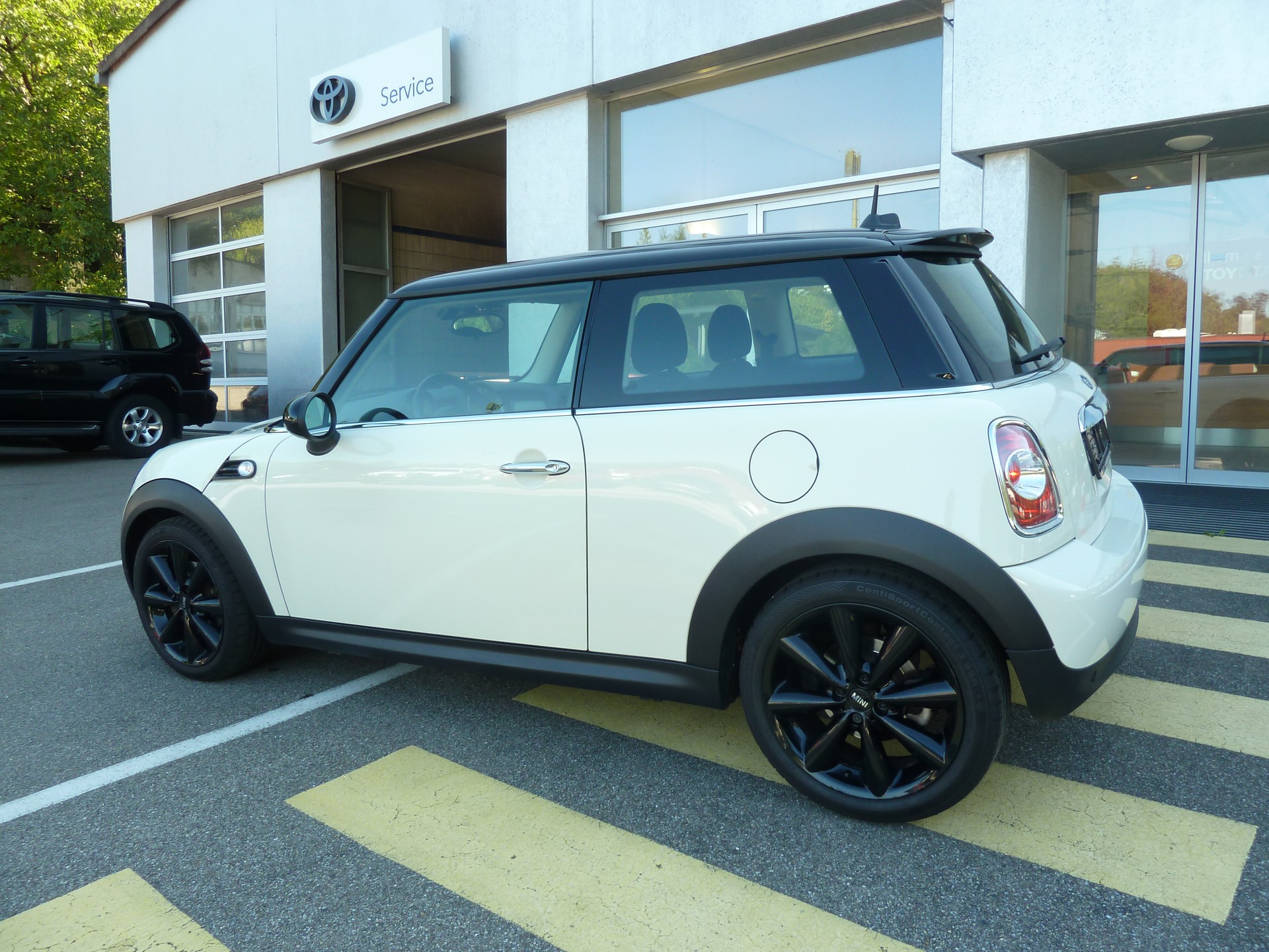 MINI Cooper-image-4