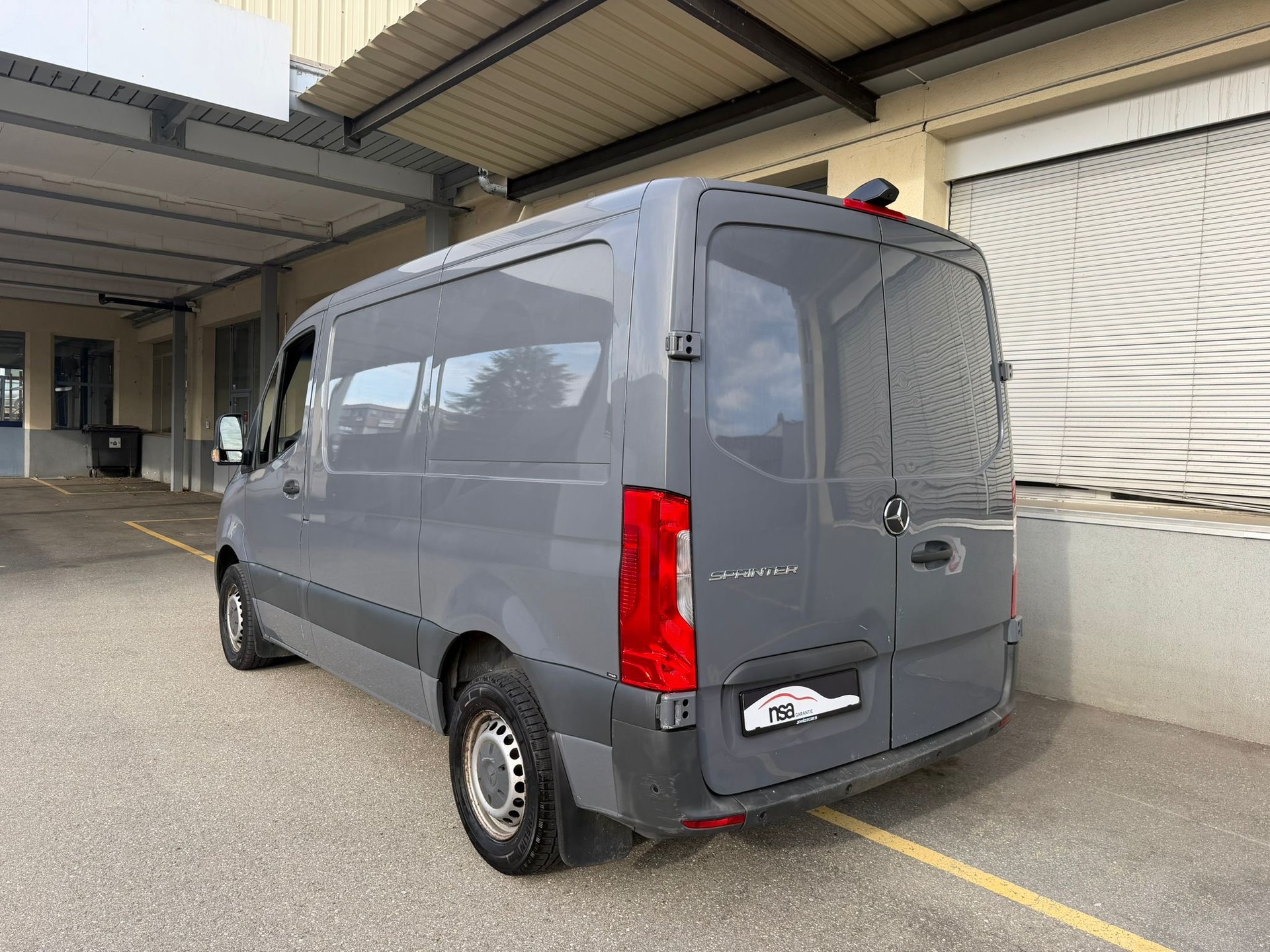 MERCEDES-BENZ 2.2 CDI 143-image-2