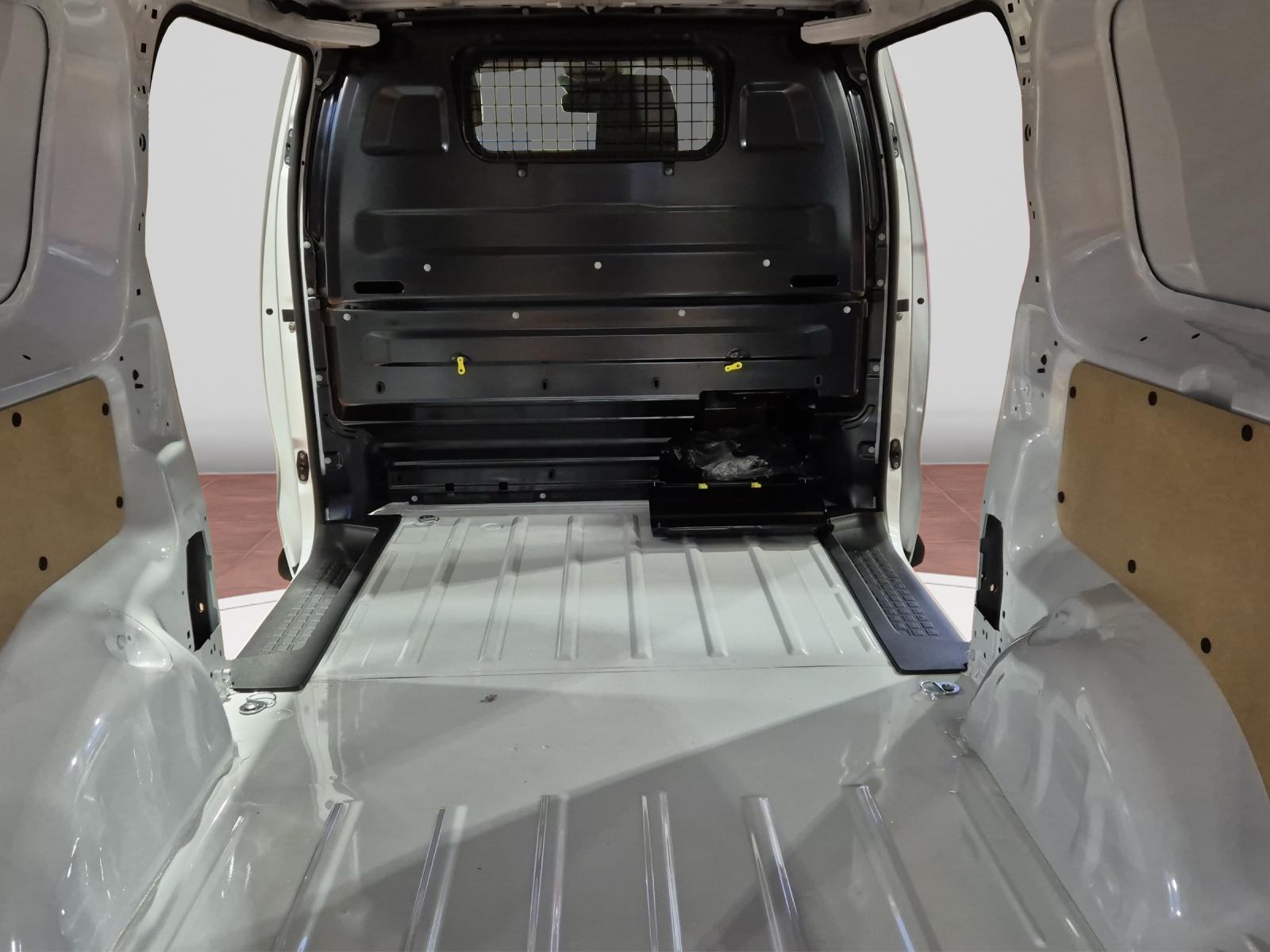 TOYOTA PROACE Van L2 75KWh Active-image-10