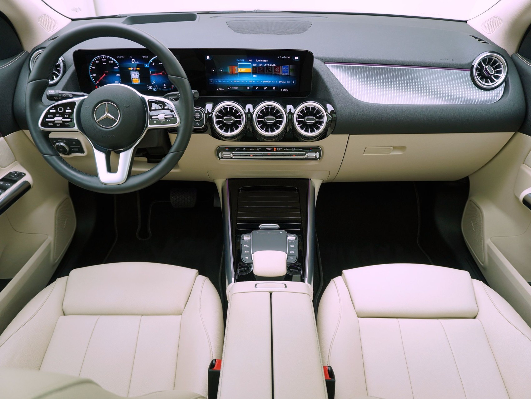 MERCEDES-BENZ GLA-Klasse GLA 220 d Progressive 4matic-image-13