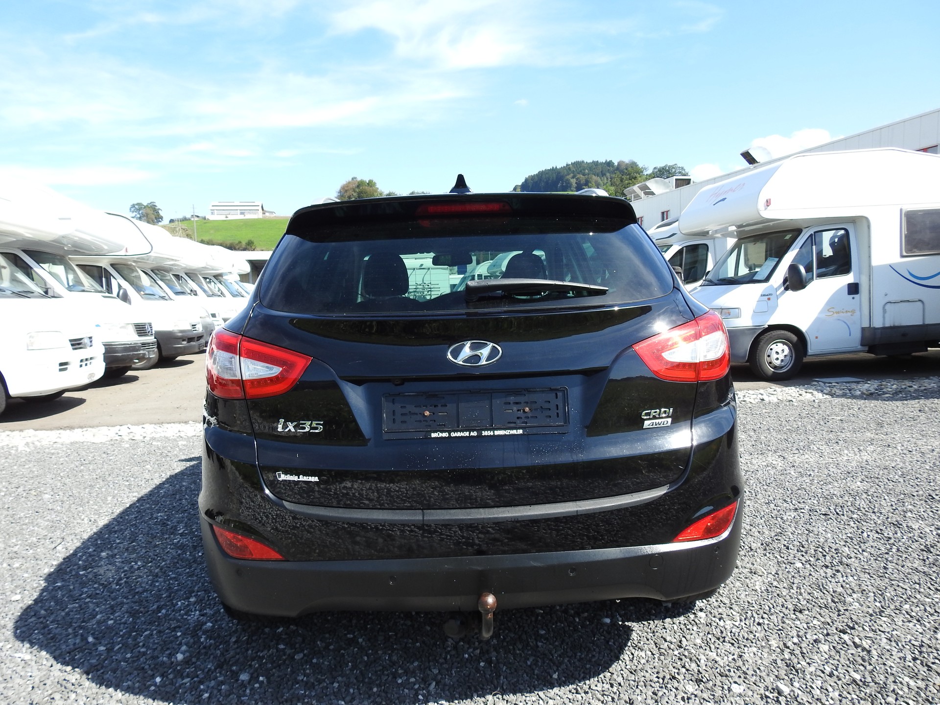 HYUNDAI iX 35 2.0 CRDi Premium 4WD Automatic-image-4