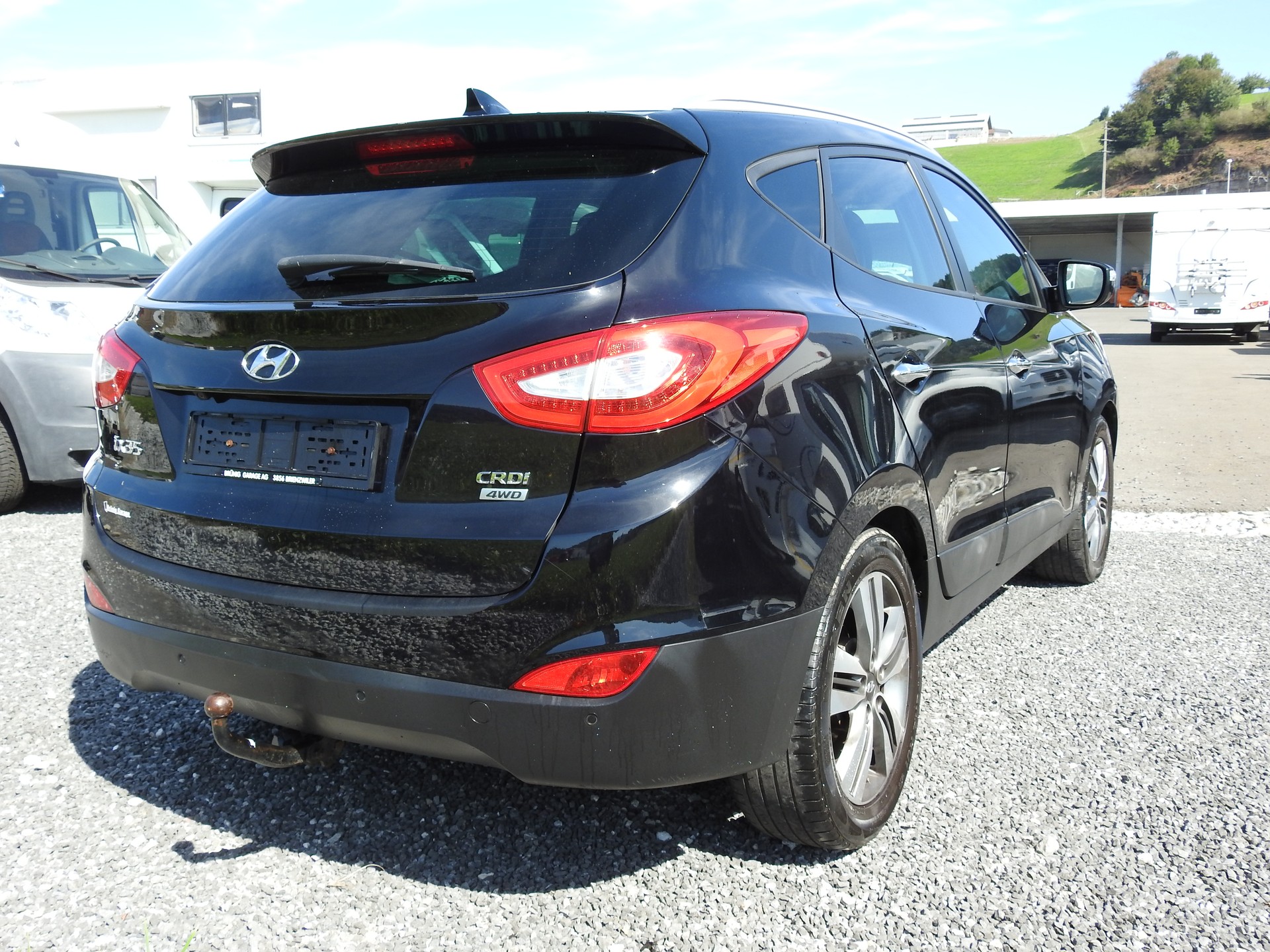 HYUNDAI iX 35 2.0 CRDi Premium 4WD Automatic-image-5