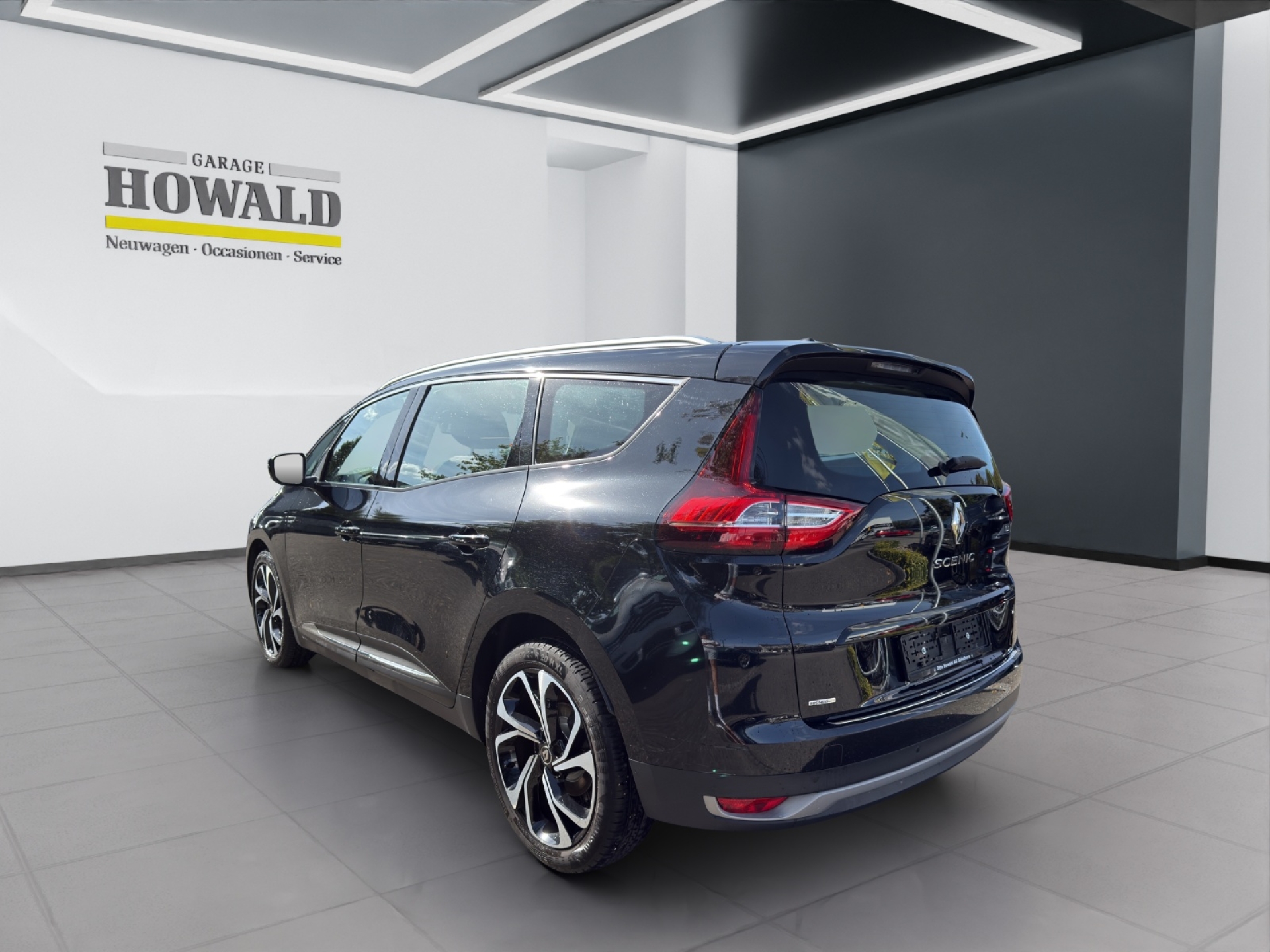 RENAULT Grand Scénic 1.3 TCe 140 Business Line EDC-image-2