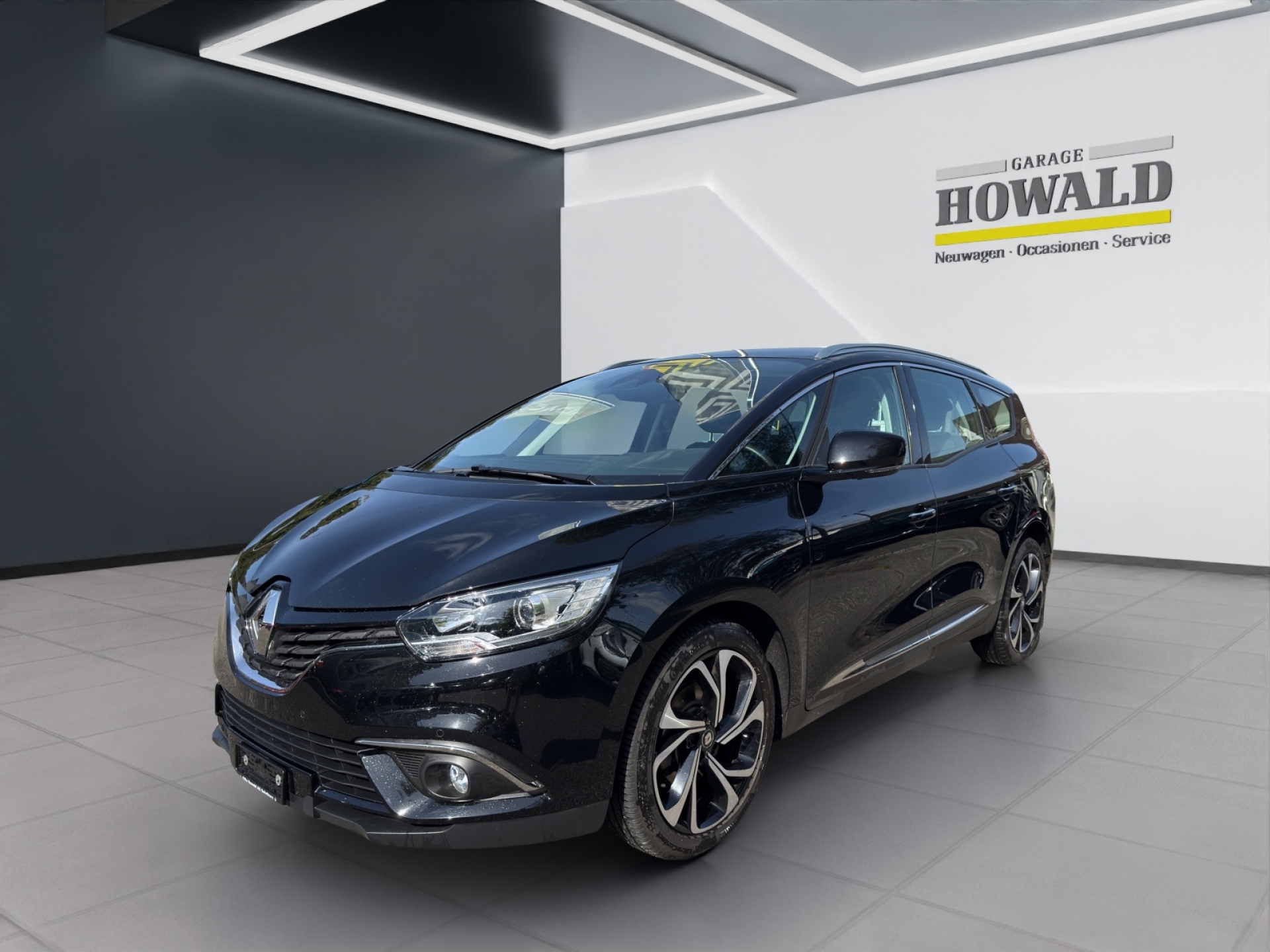 RENAULT Grand Scénic 1.3 TCe 140 Business Line EDC-image-0