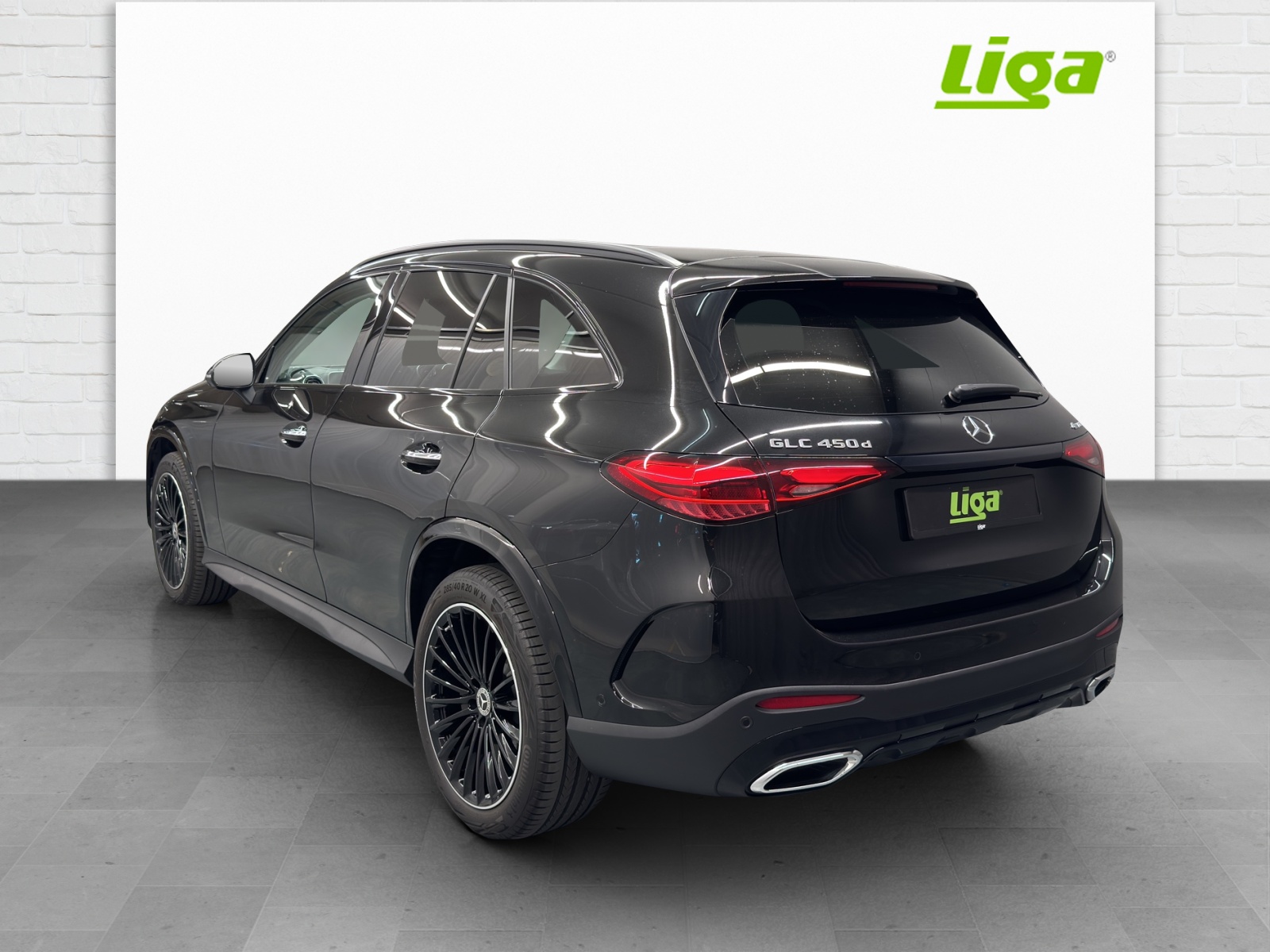 MERCEDES-BENZ GLC 450 d AMG Line 4Matic-image-3