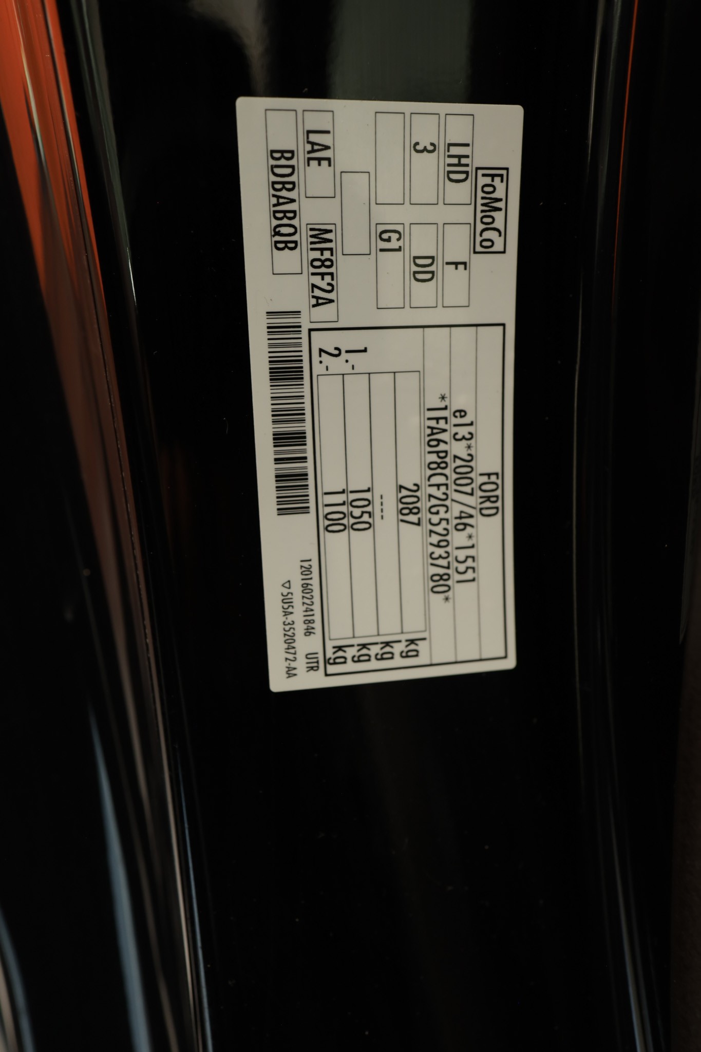 FORD Mustang Fastback 5.0 V8 GT Automat-image-17