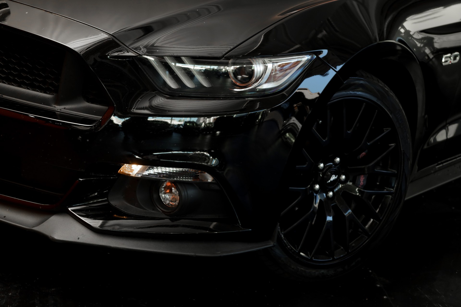 FORD Mustang Fastback 5.0 V8 GT Automat-image-19