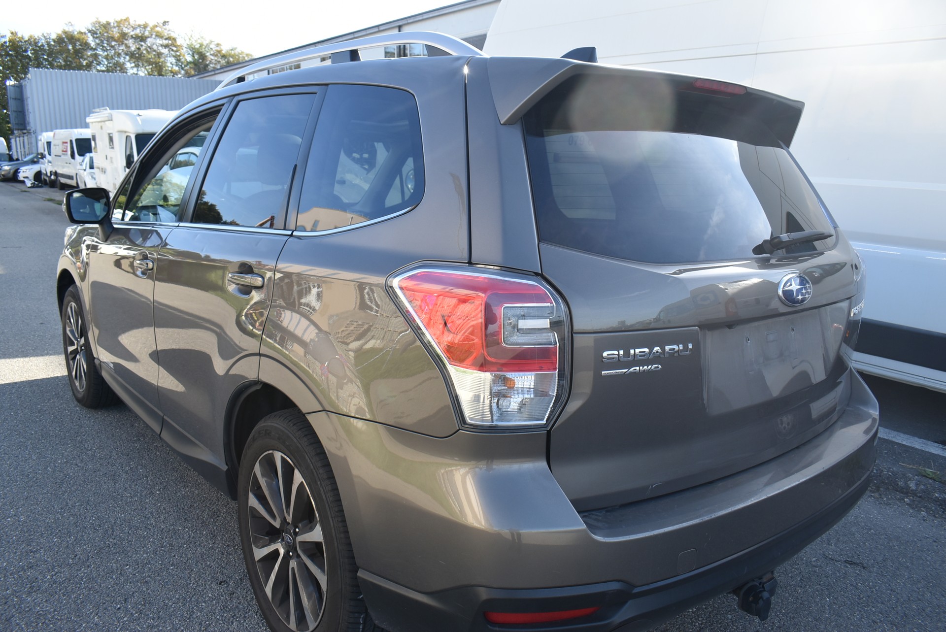 SUBARU Forester 2.0i Executive Lineartronic-image-2