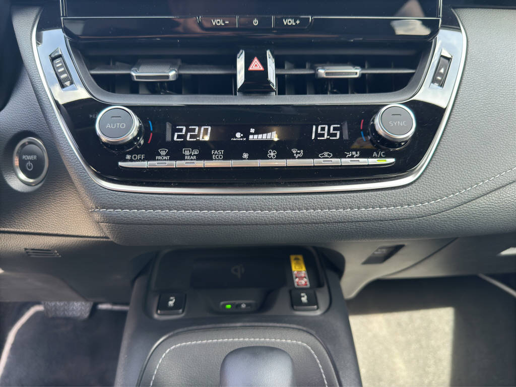 TOYOTA Corolla Touring Sports 1.8 HSD Trend-image-10