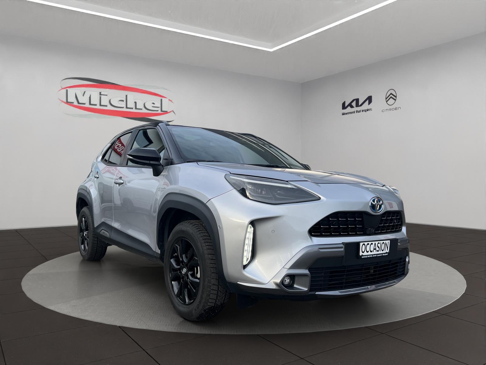 TOYOTA Yaris Cross 1.5 VVT-i HSD Adventure AWD-i / Panorama-Glasdach / Navigation / Head-Up Display / Heckklappe elektrisch / 4x4-image-2