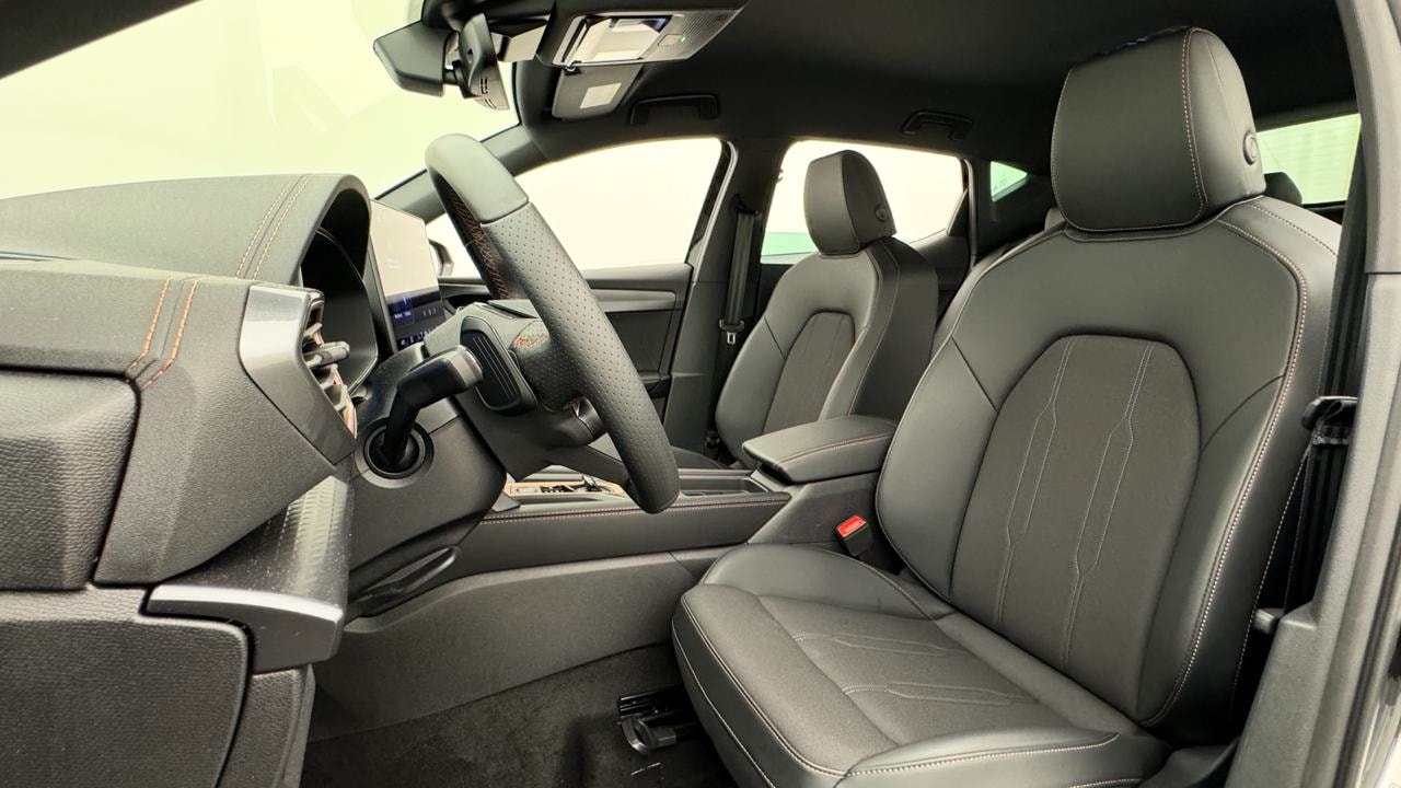 CUPRA LEON 1.5 e-HYBRID pHEV DSG-image-4