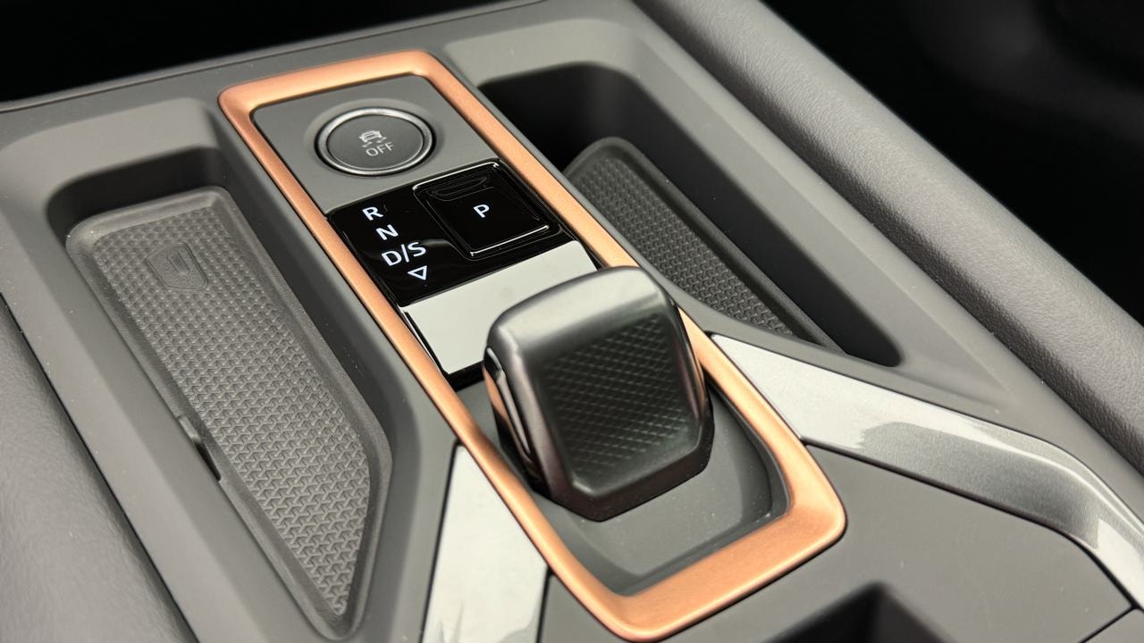 CUPRA LEON 1.5 e-HYBRID pHEV DSG-image-10