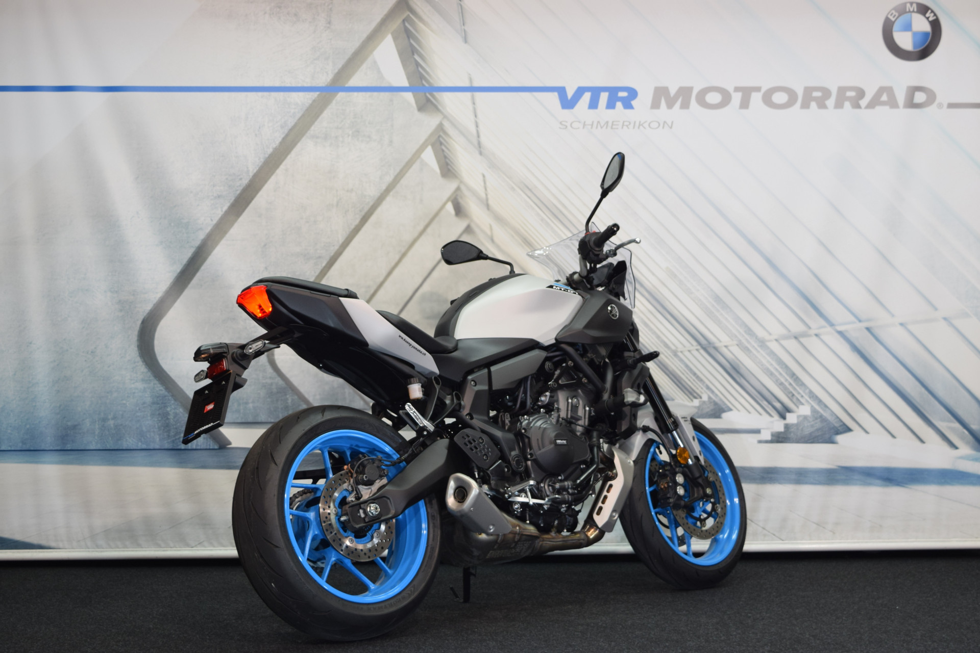 YAMAHA MT-07 35kW-showroom-element-2