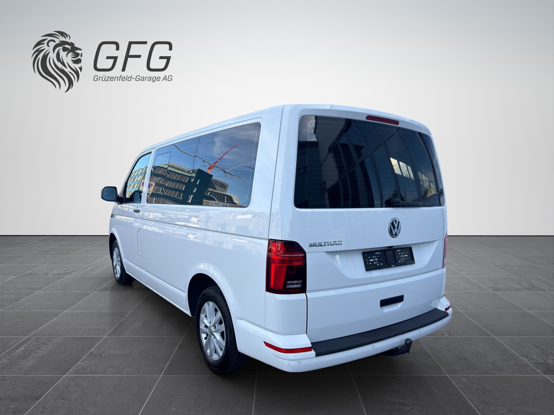 VW T6.1 Multivan 2.0 TDI 150 Trendline DSG-image-3