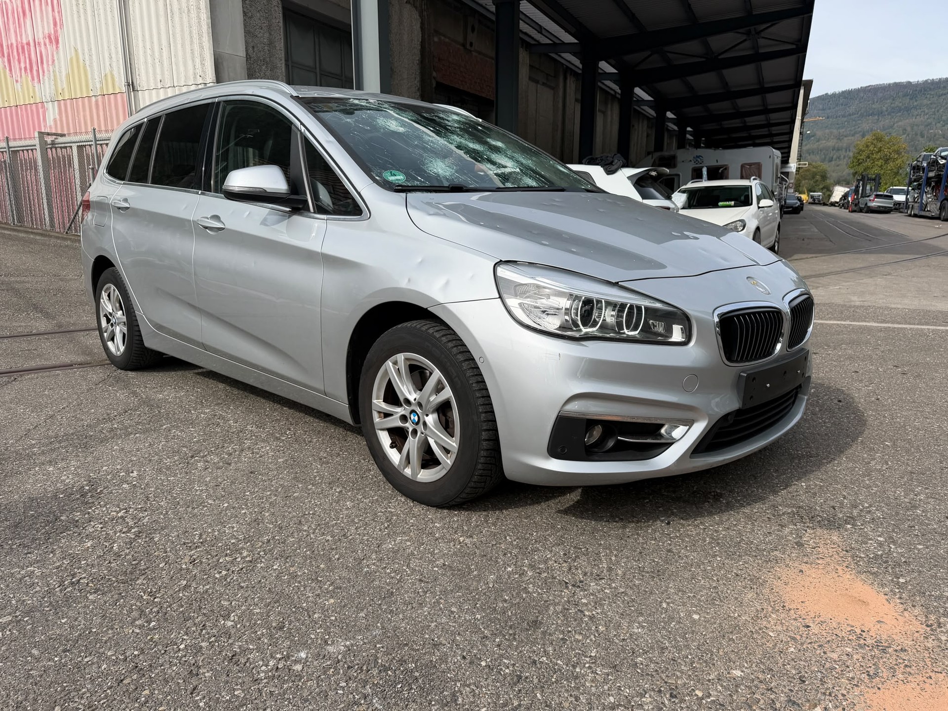 BMW 218d Gran Tourer Steptronic-image-0
