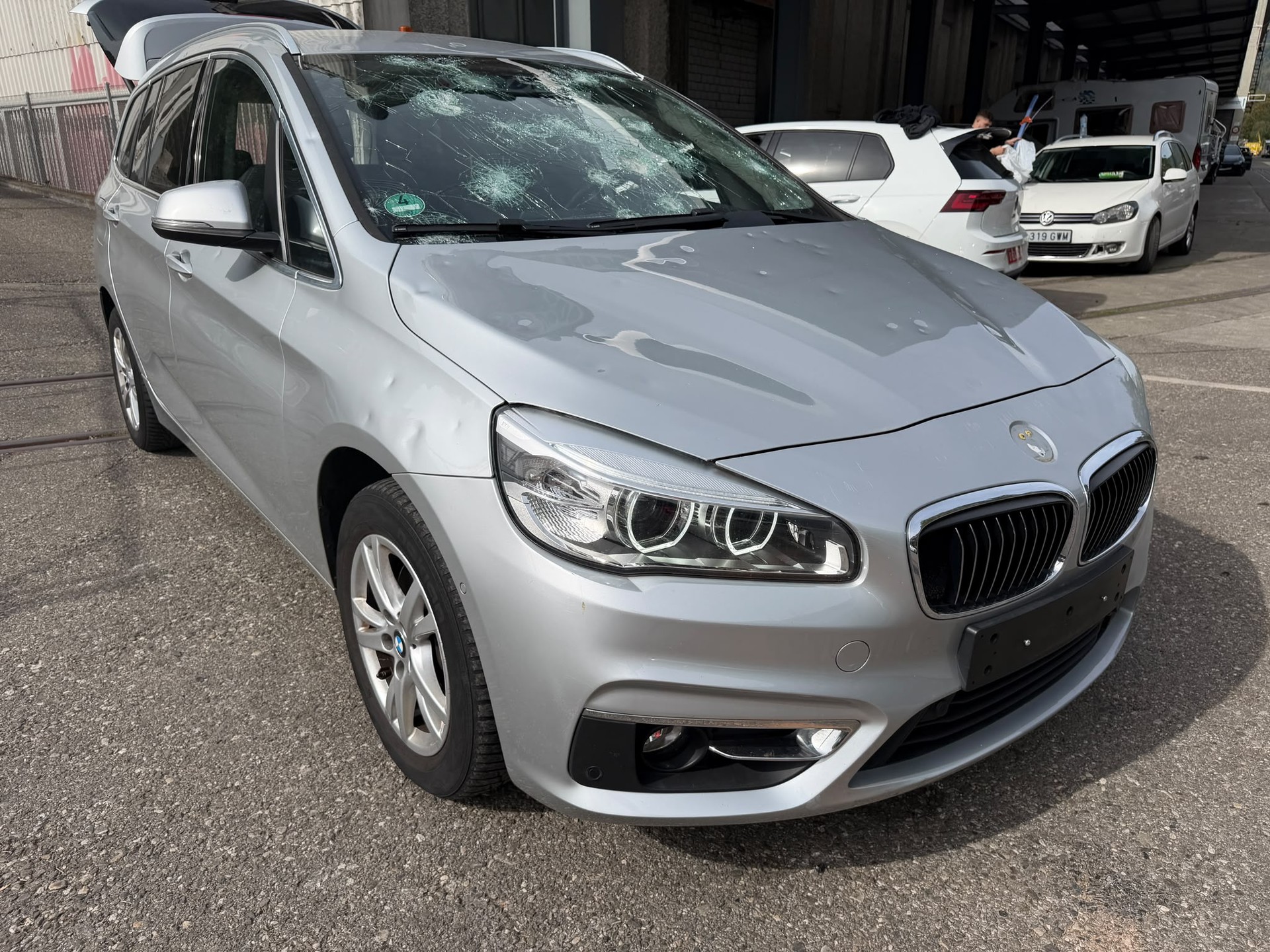 BMW 218d Gran Tourer Steptronic-image-2