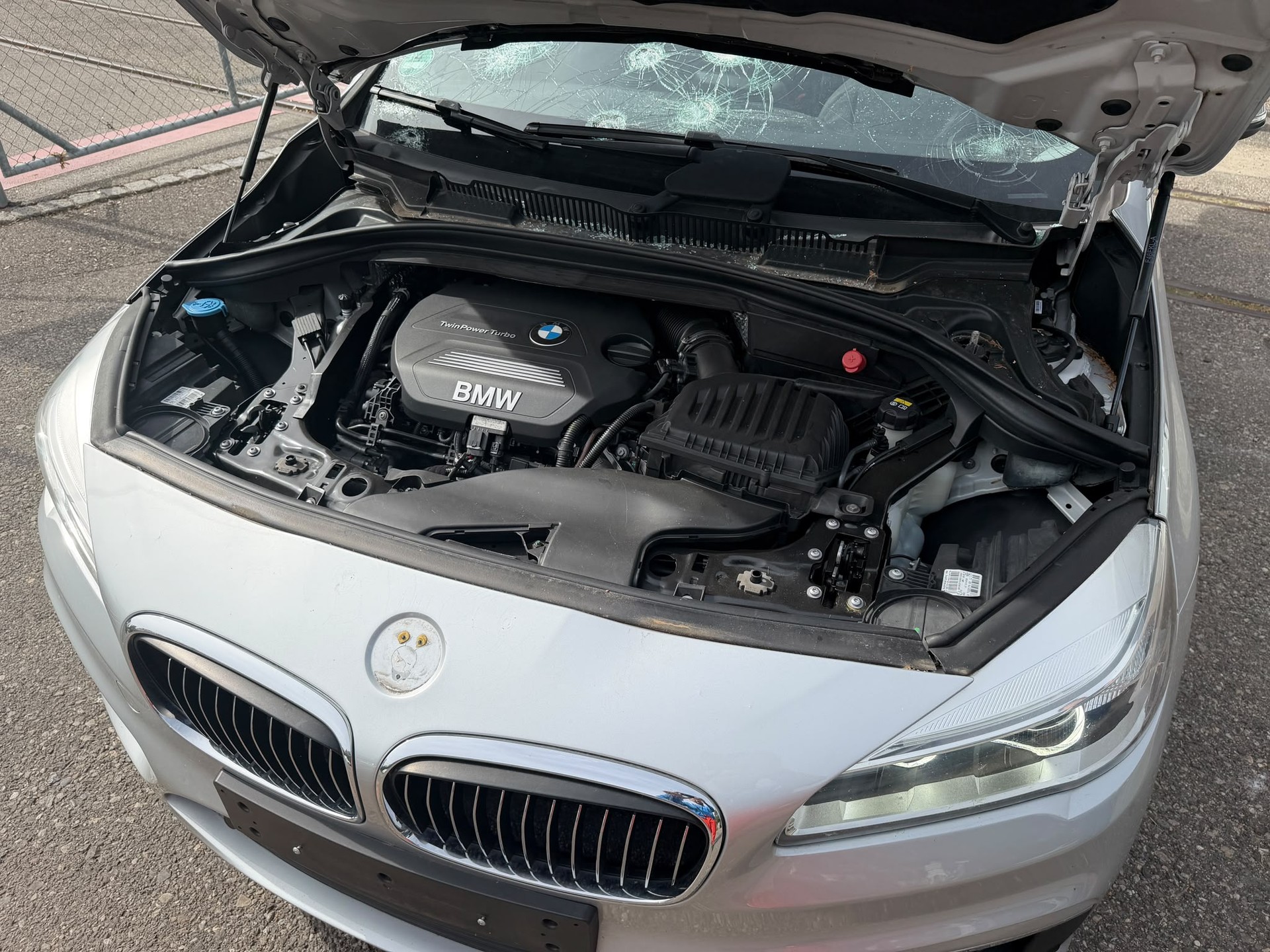 BMW 218d Gran Tourer Steptronic-image-4