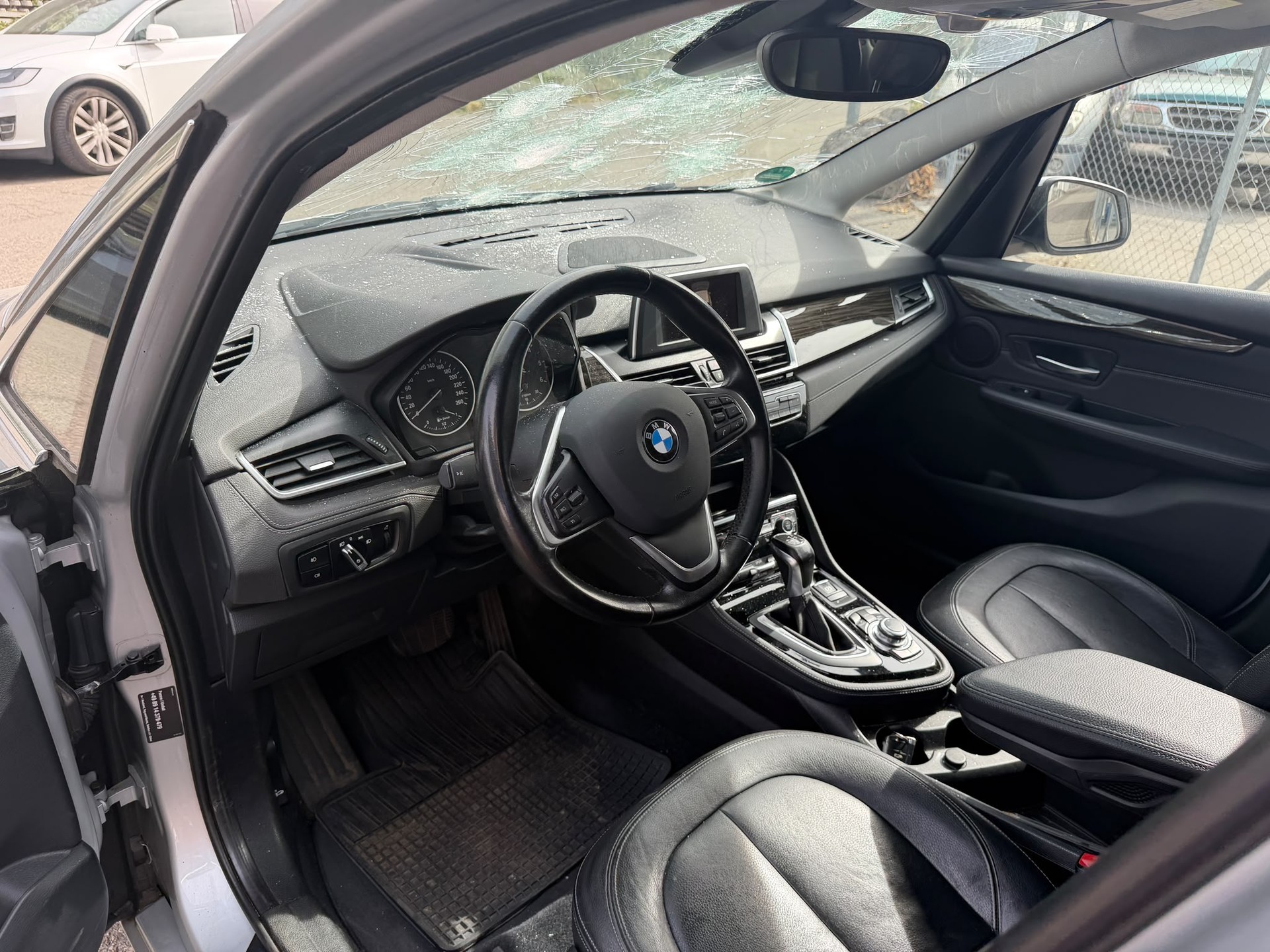BMW 218d Gran Tourer Steptronic-image-5