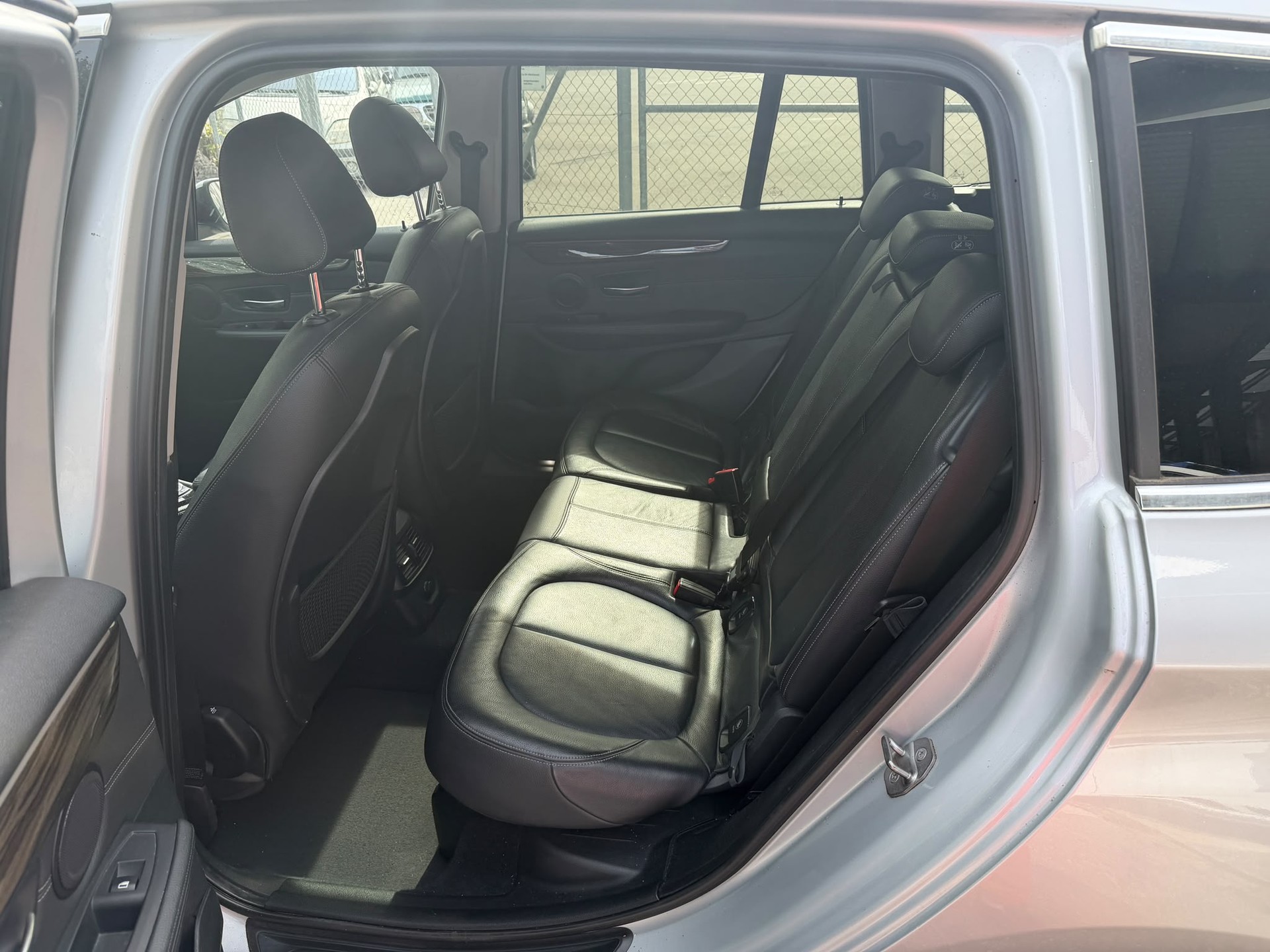 BMW 218d Gran Tourer Steptronic-image-6