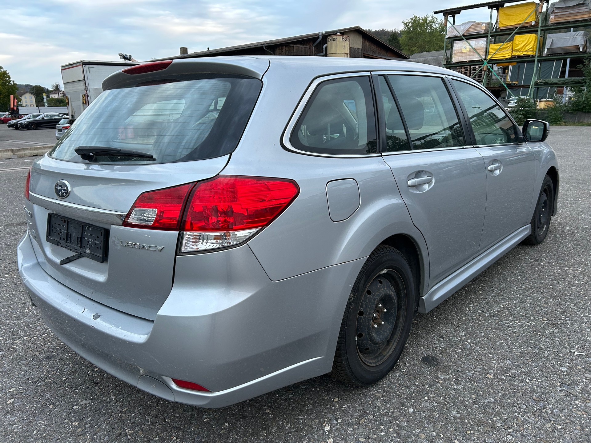 SUBARU Legacy 2.0i Advantage AWD Lineartronic-image-2