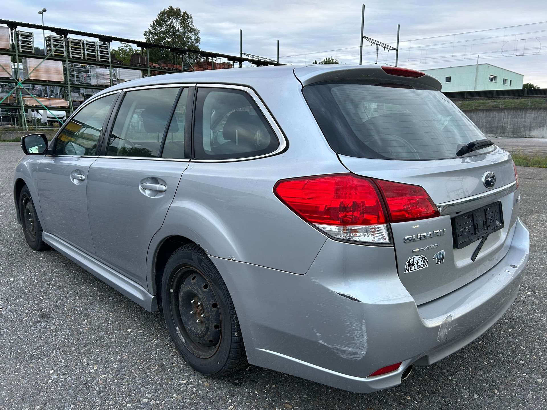 SUBARU Legacy 2.0i Advantage AWD Lineartronic-image-3