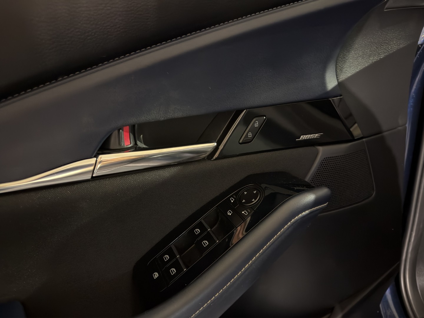 MAZDA CX-30 SKYACTIV-X M Hybrid 180 Revolution AWD Automat-image-21