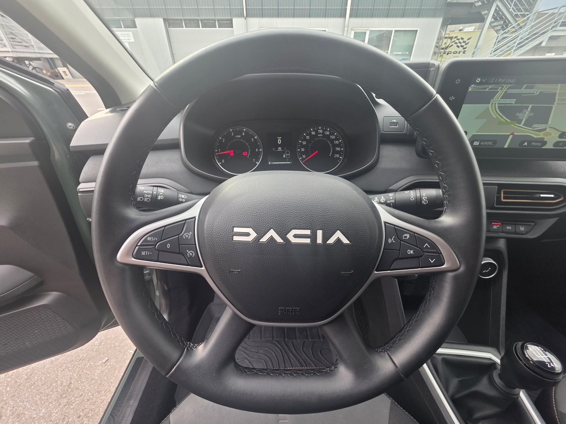 DACIA Sandero Stepway TCe 110 Extreme+-image-12