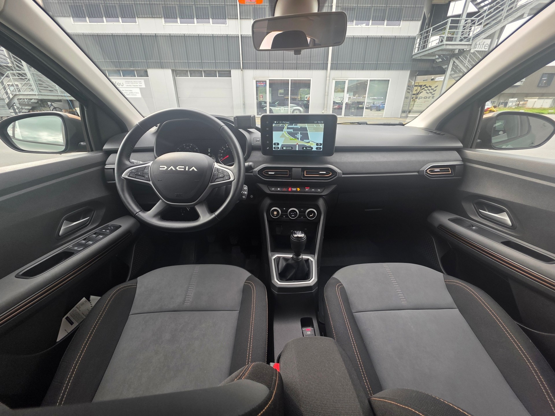 DACIA Sandero Stepway TCe 110 Extreme+-image-8