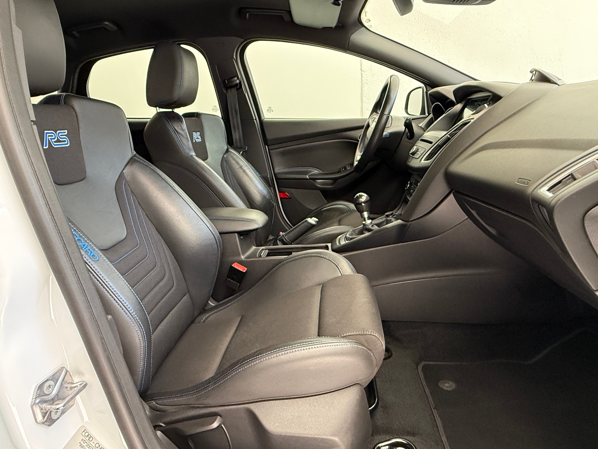 FORD Focus 2.3 EcoBoost RS AWD Ab 330.- pro Monat-image-11
