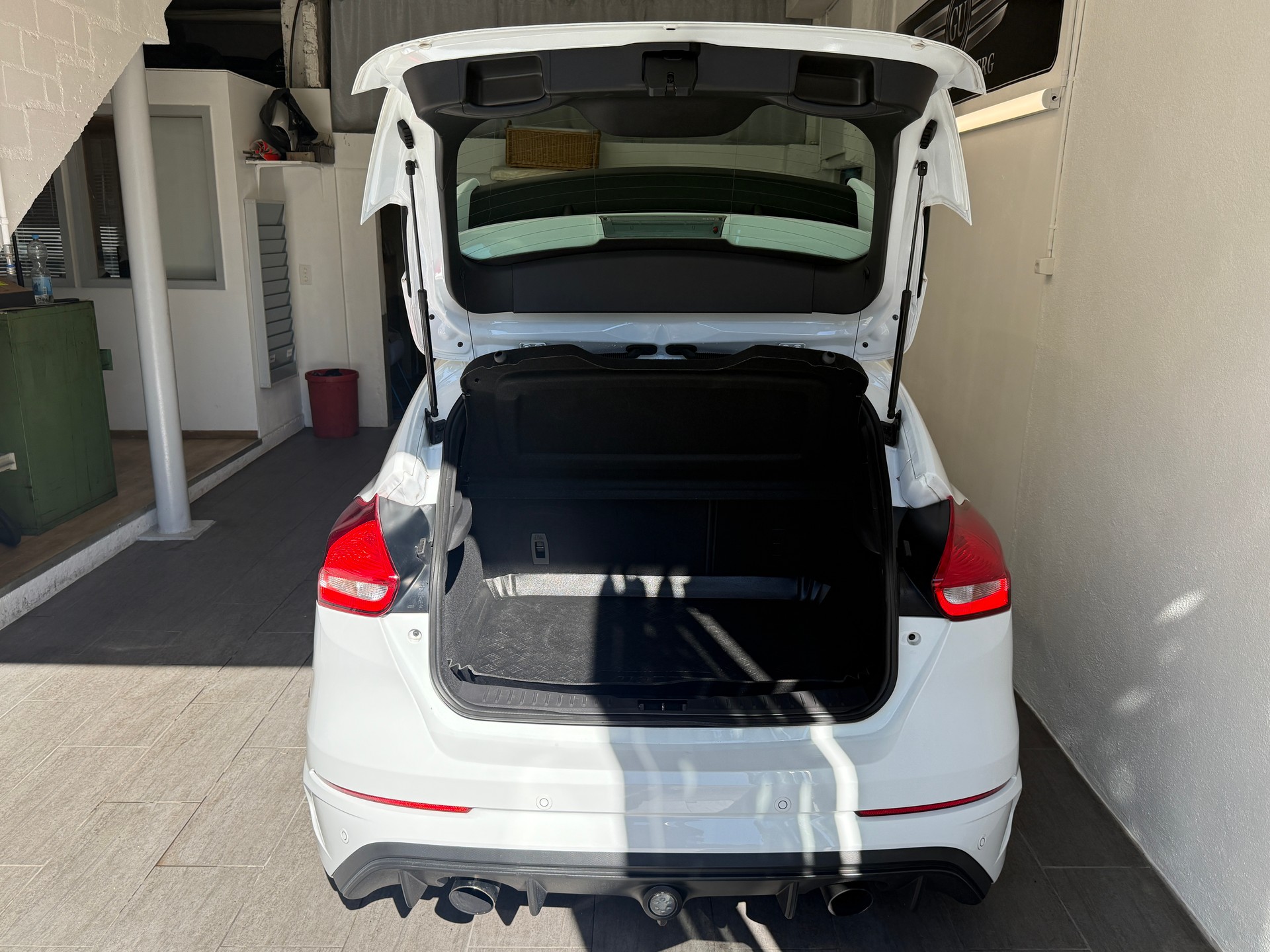 FORD Focus 2.3 EcoBoost RS AWD Ab 330.- pro Monat-image-8