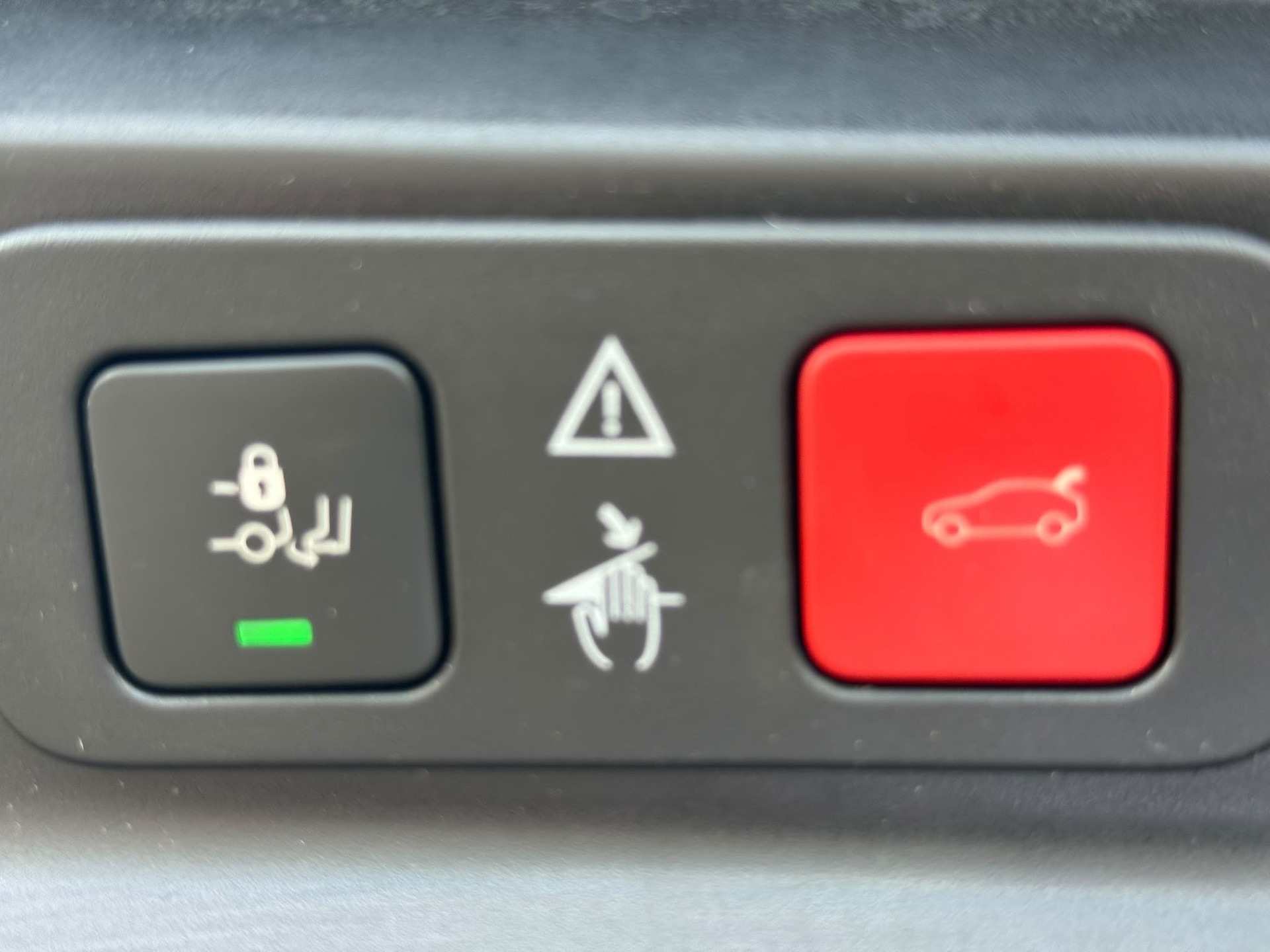 PEUGEOT 5008 1.5 BlueHDi GT Pack EAT8-image-5