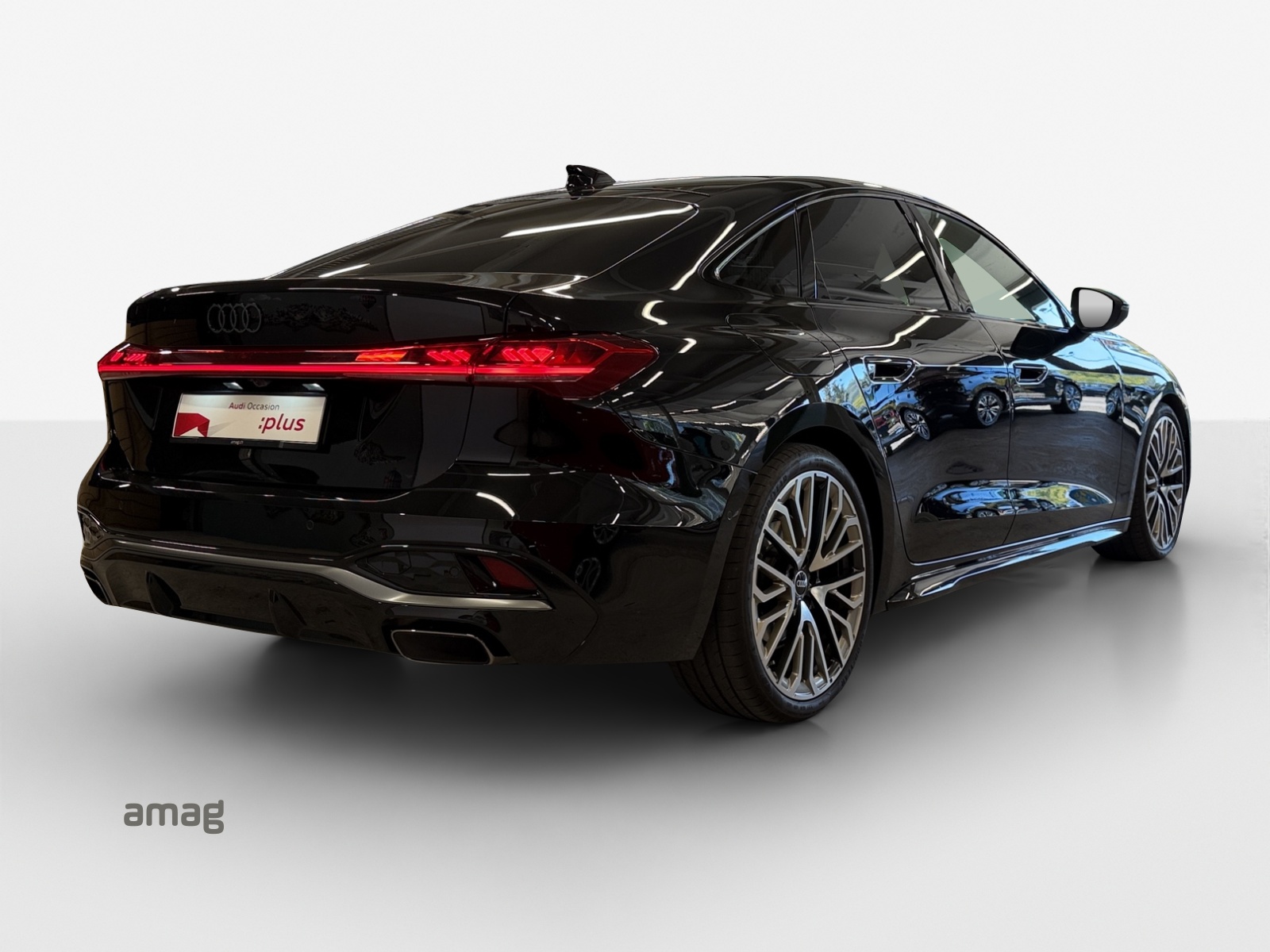 AUDI A5 Limousine TFSI quattro 150 kW S tronic-image-4