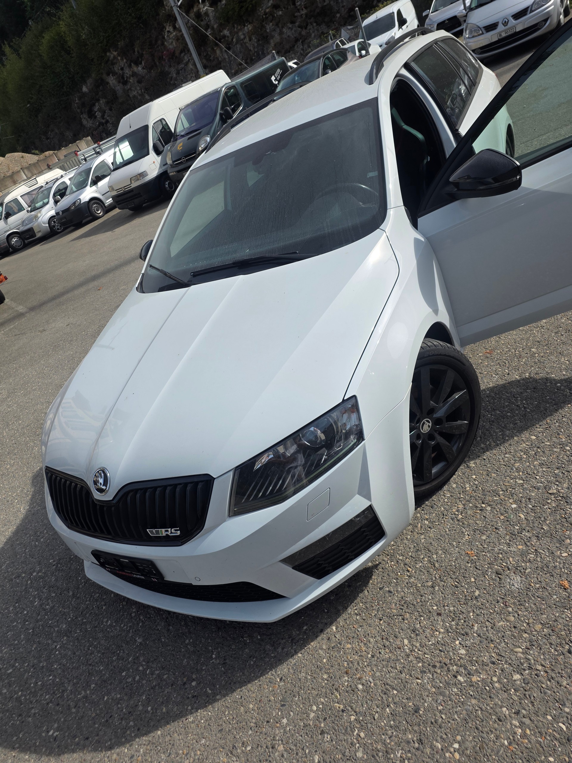 SKODA OCTAVIA-image-0