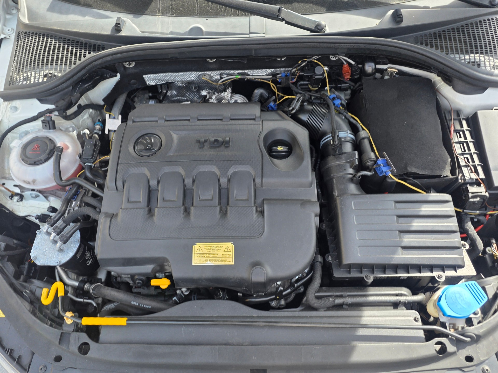 SKODA OCTAVIA-image-5