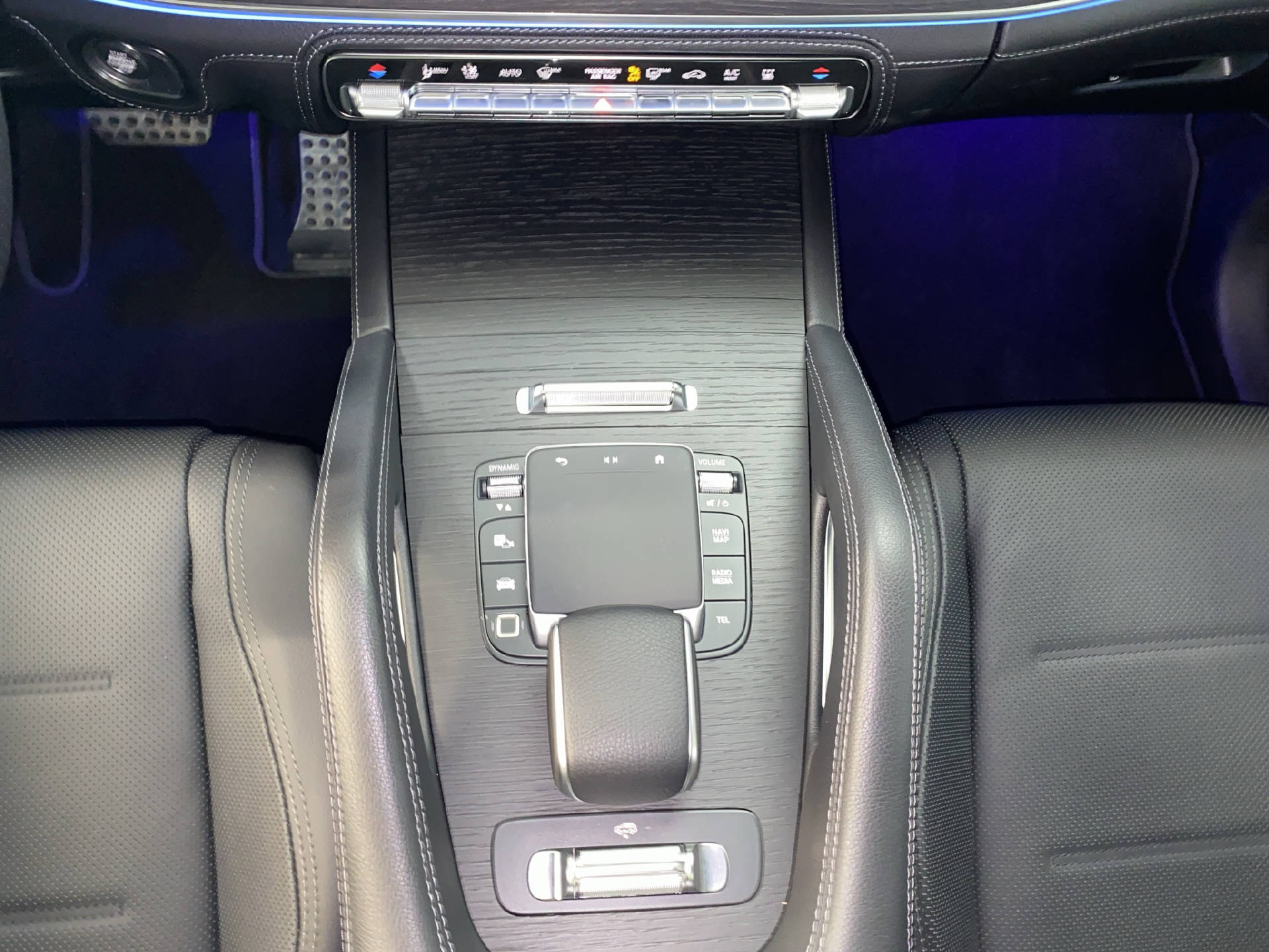 MERCEDES-BENZ GLE 400 e EQ Star AMG Line 4MATIC-image-9